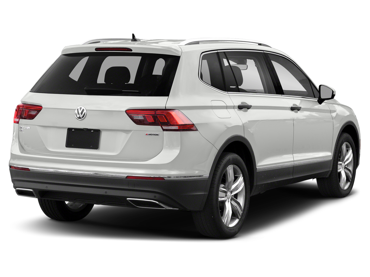 Used 2018 Volkswagen Tiguan SEL with VIN 3VV2B7AX9JM208112 for sale in Hollidaysburg, PA