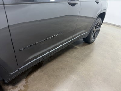 2022 Jeep Grand Cherokee Altitude