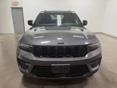 2022 Jeep Grand Cherokee Altitude