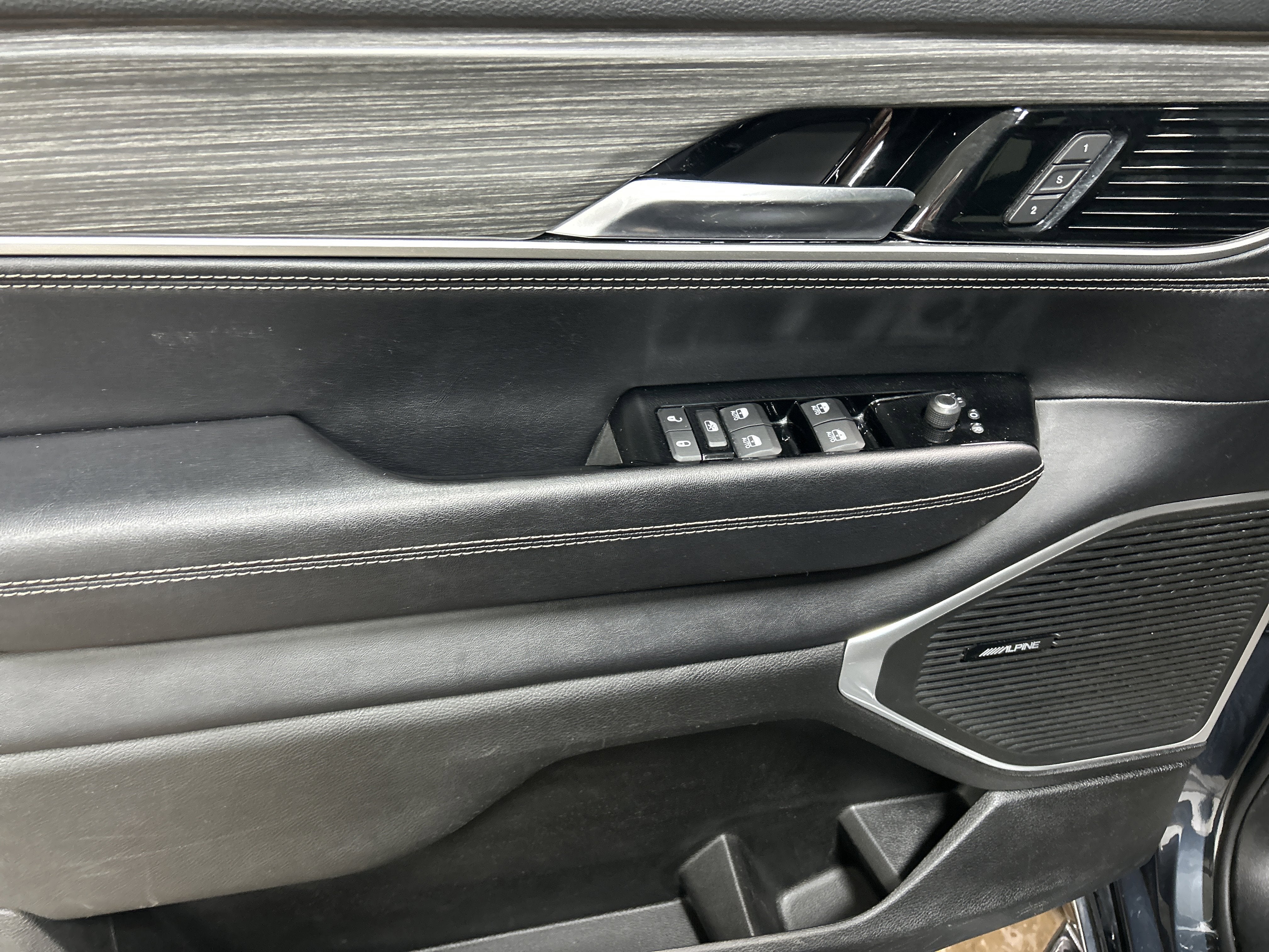 2023 Jeep Wagoneer L Series II