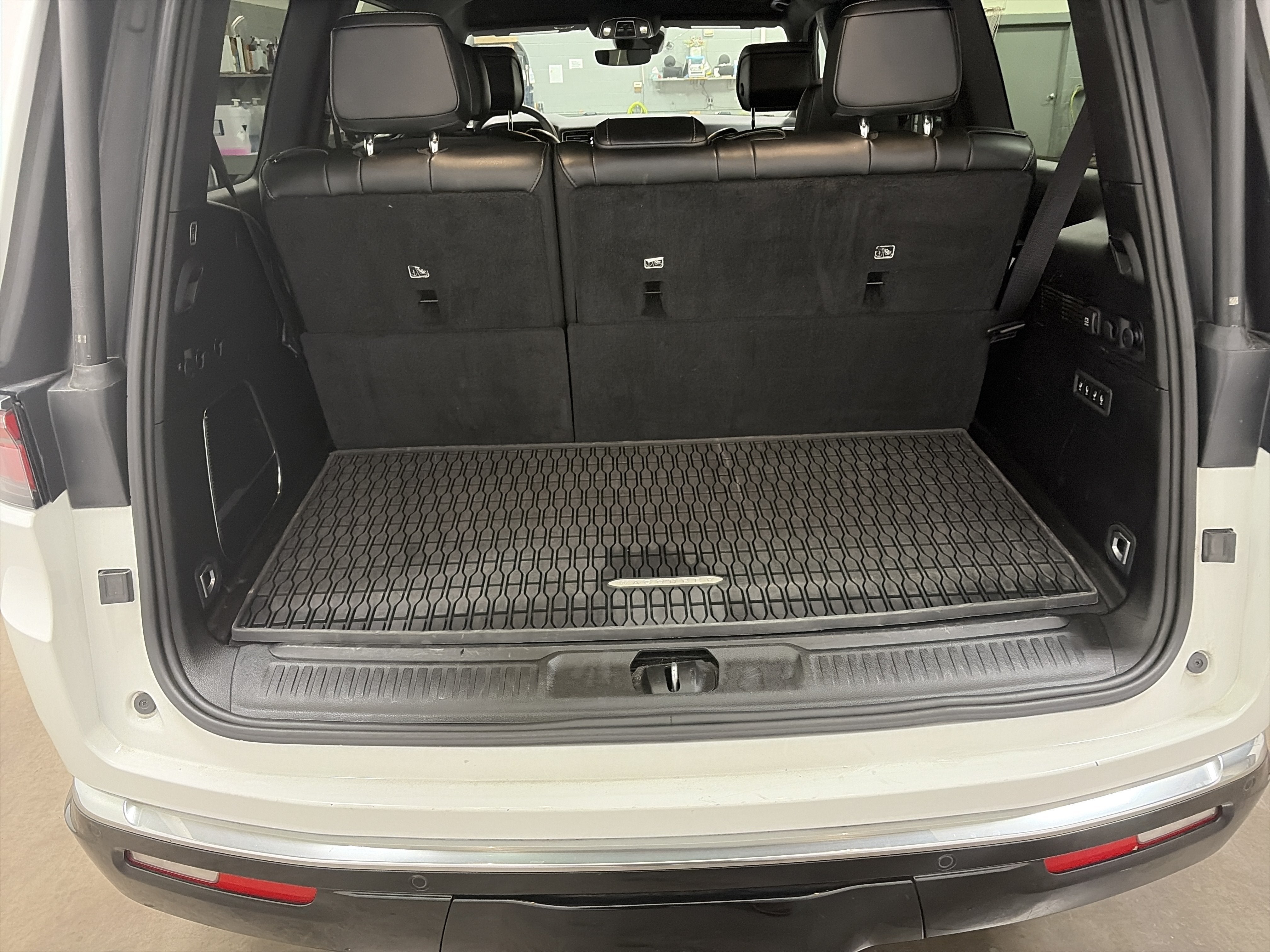 2024 Jeep Wagoneer Series III