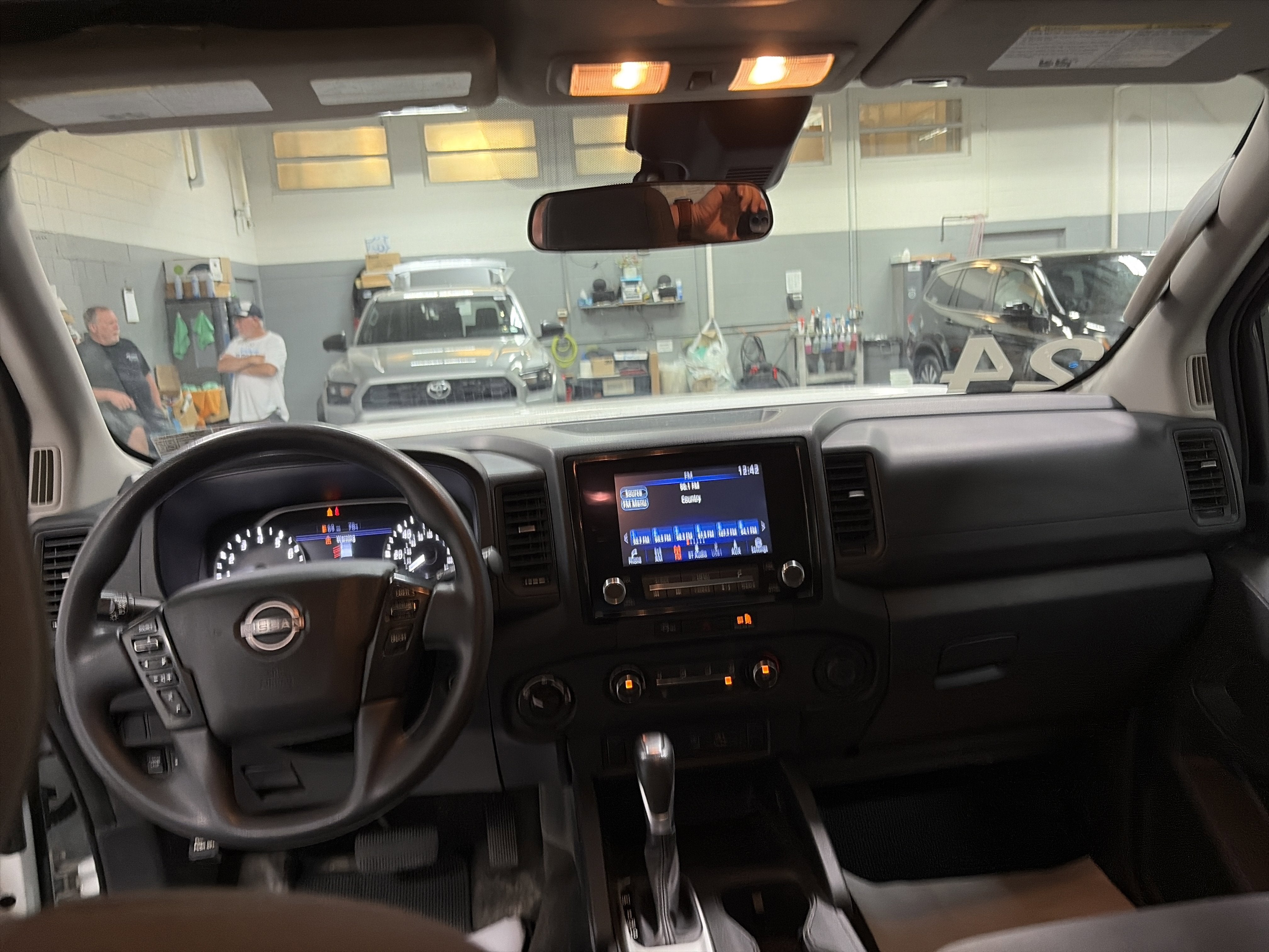 2024 Nissan Frontier S