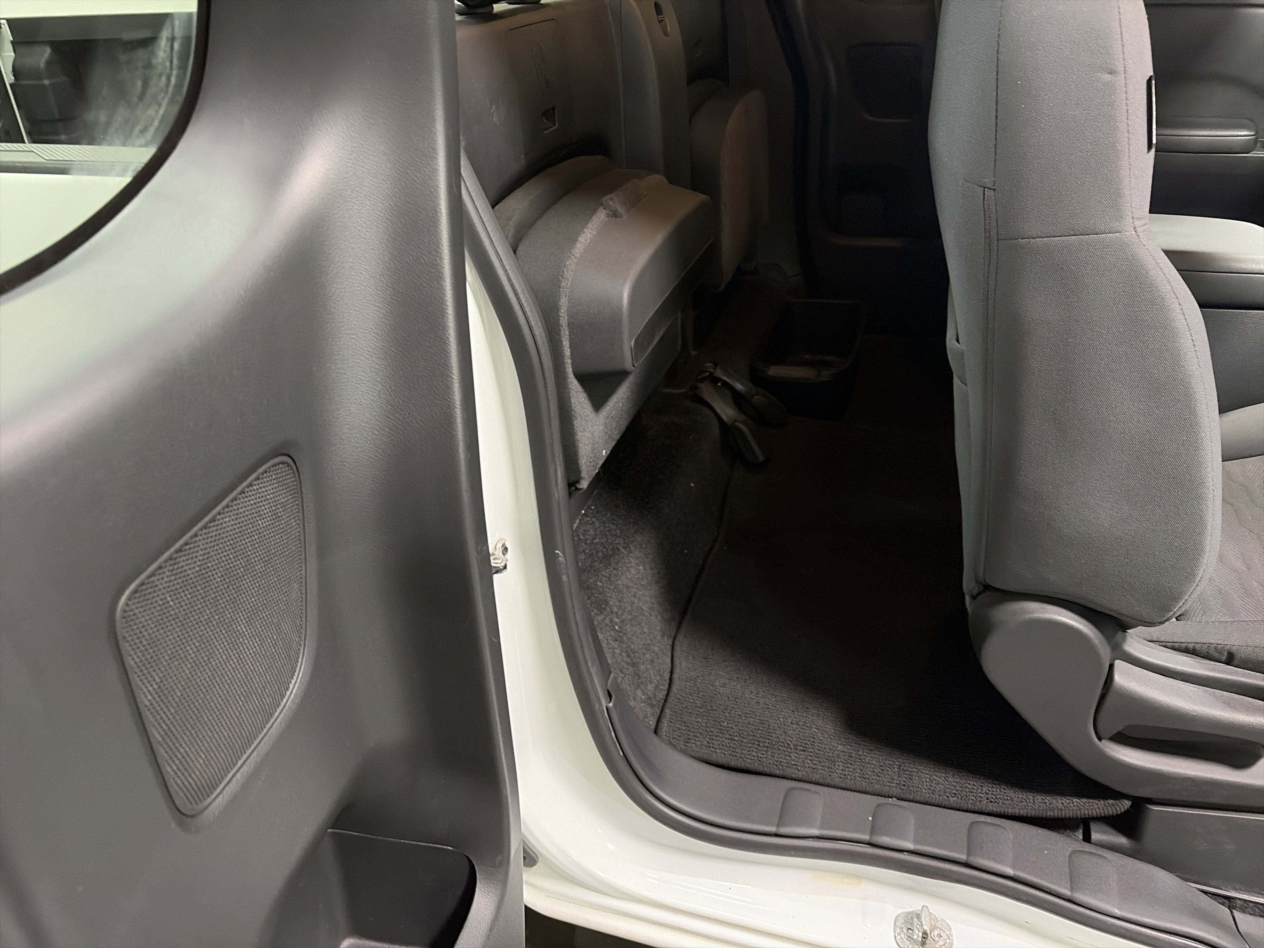 2024 Nissan Frontier S