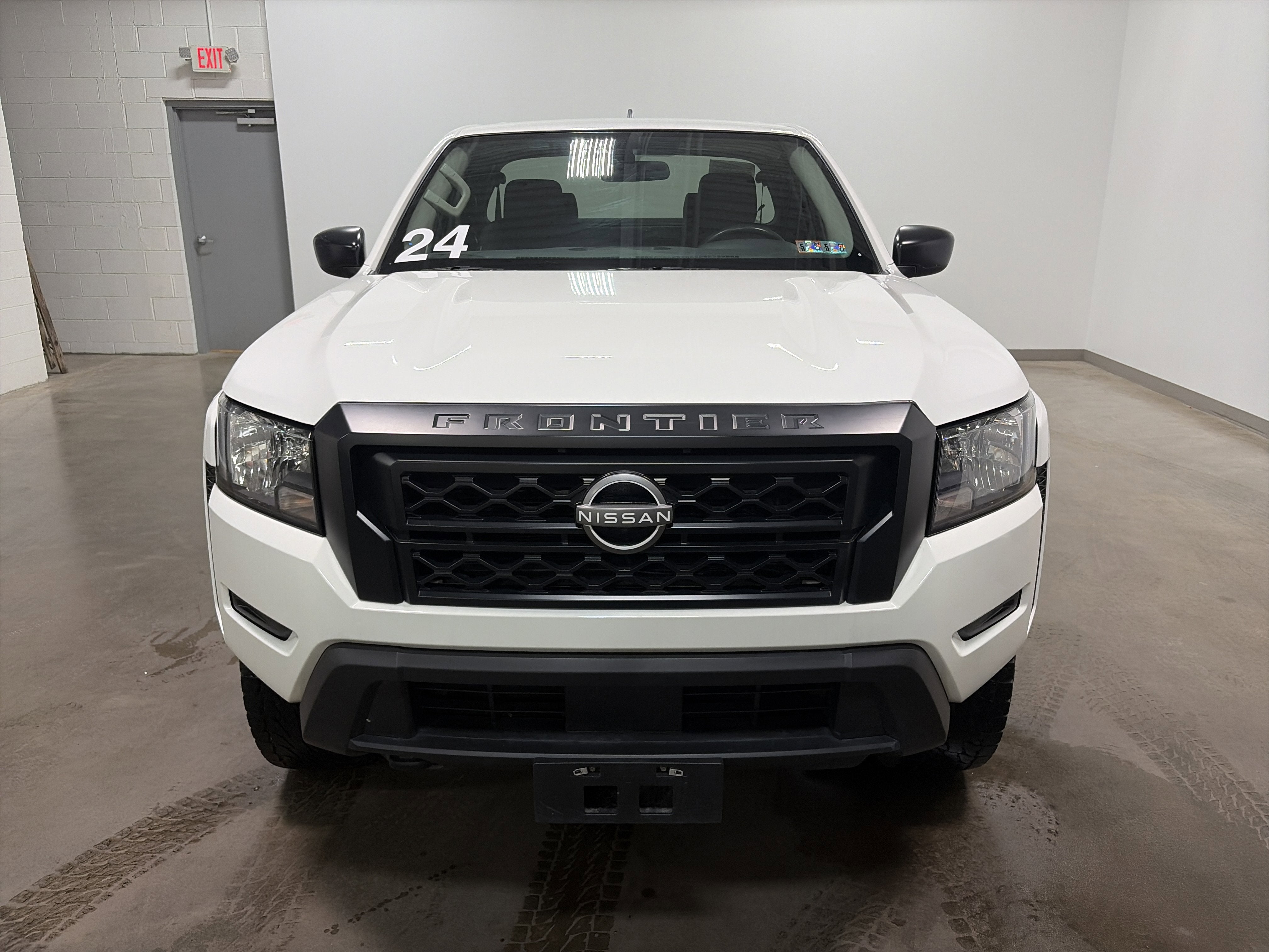 2024 Nissan Frontier S