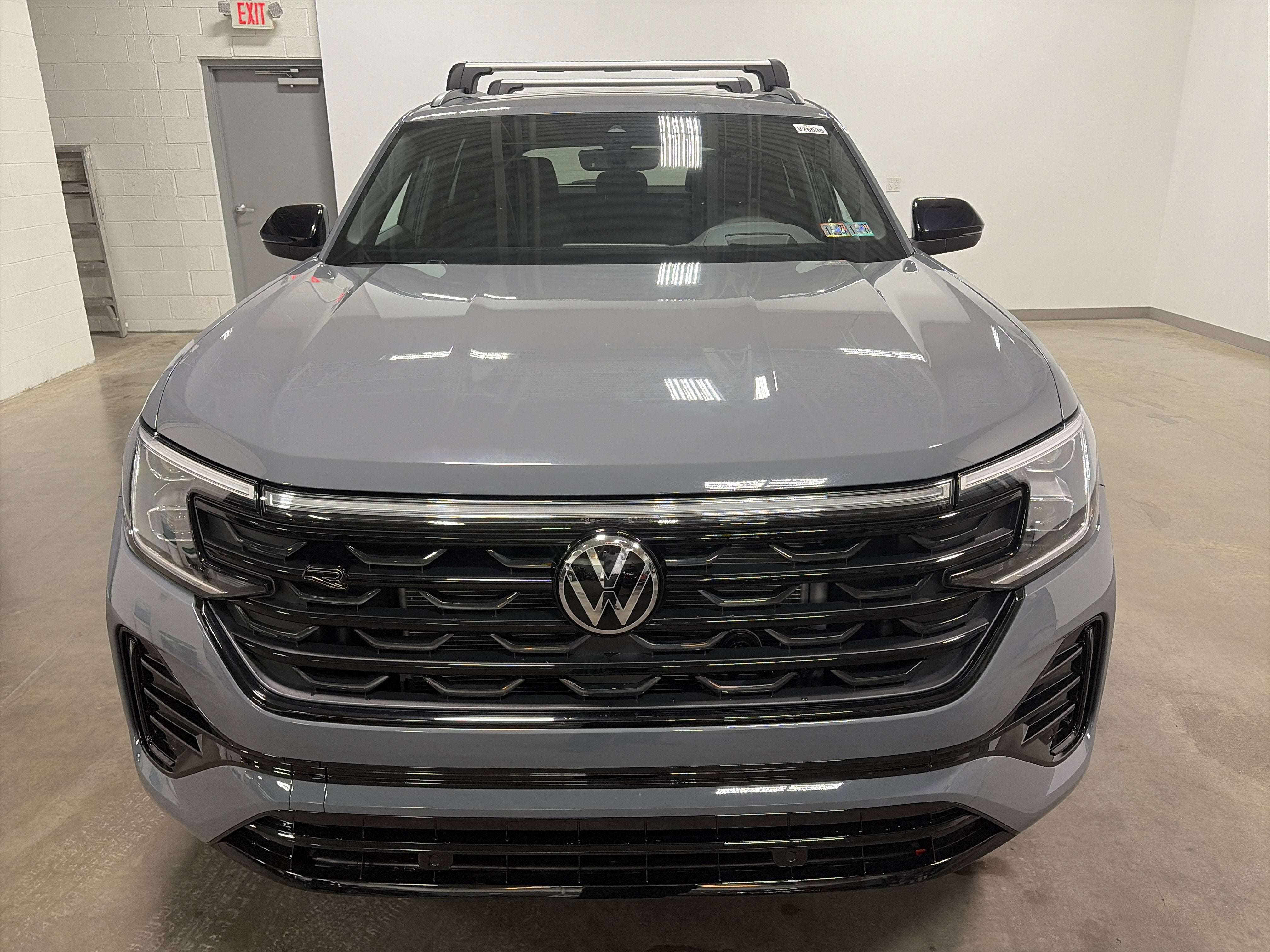 2026 Volkswagen Atlas Cross Sport 2.0T SEL R-Line Black