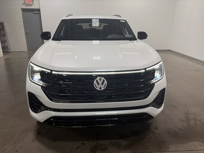 2026 Volkswagen Atlas Cross Sport 2.0T SEL R-Line Black