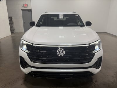 2026 Volkswagen Atlas Cross Sport 2.0T SEL R-Line Black