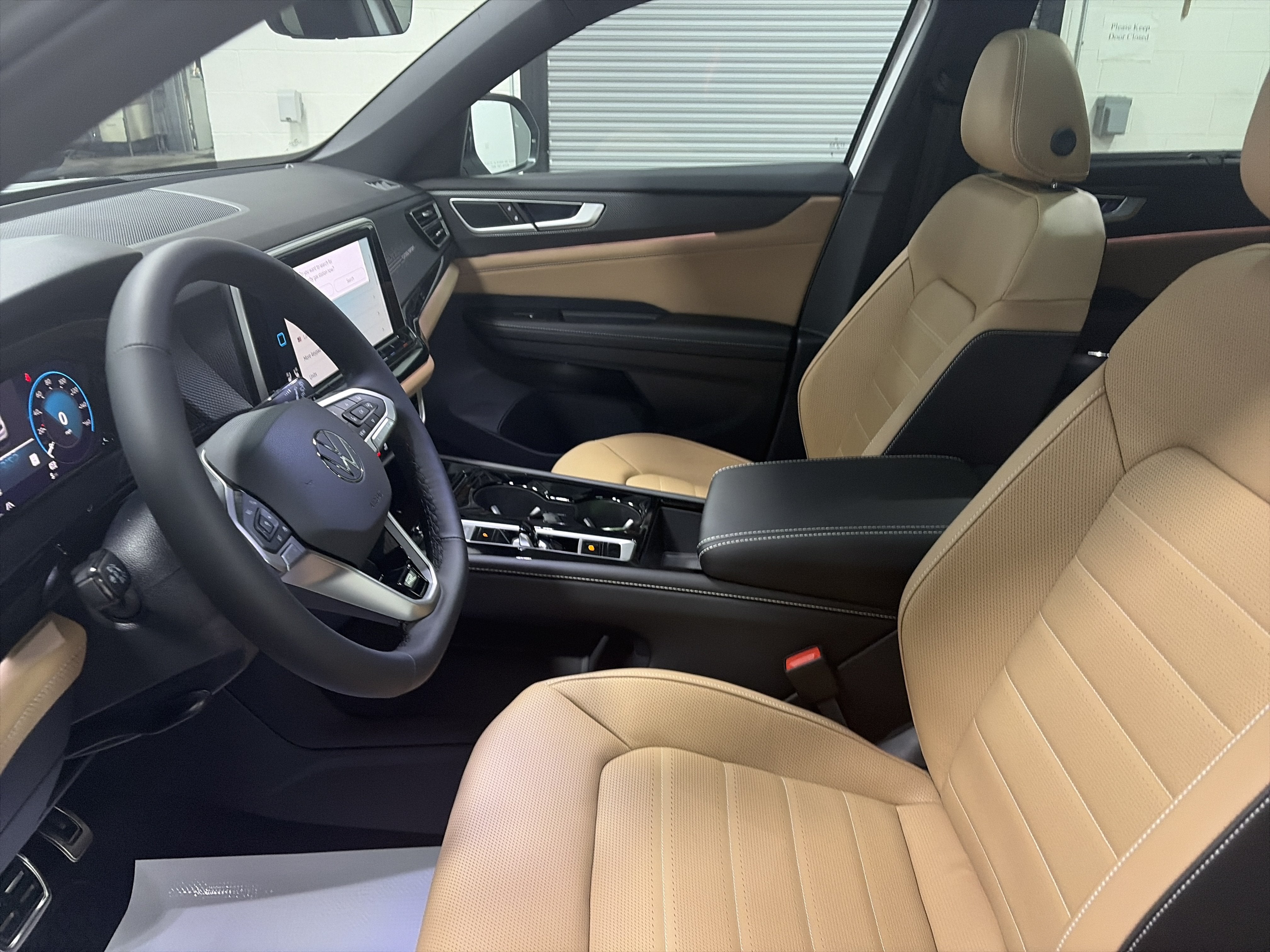2026 Volkswagen Atlas Cross Sport 2.0T SEL R-Line Black