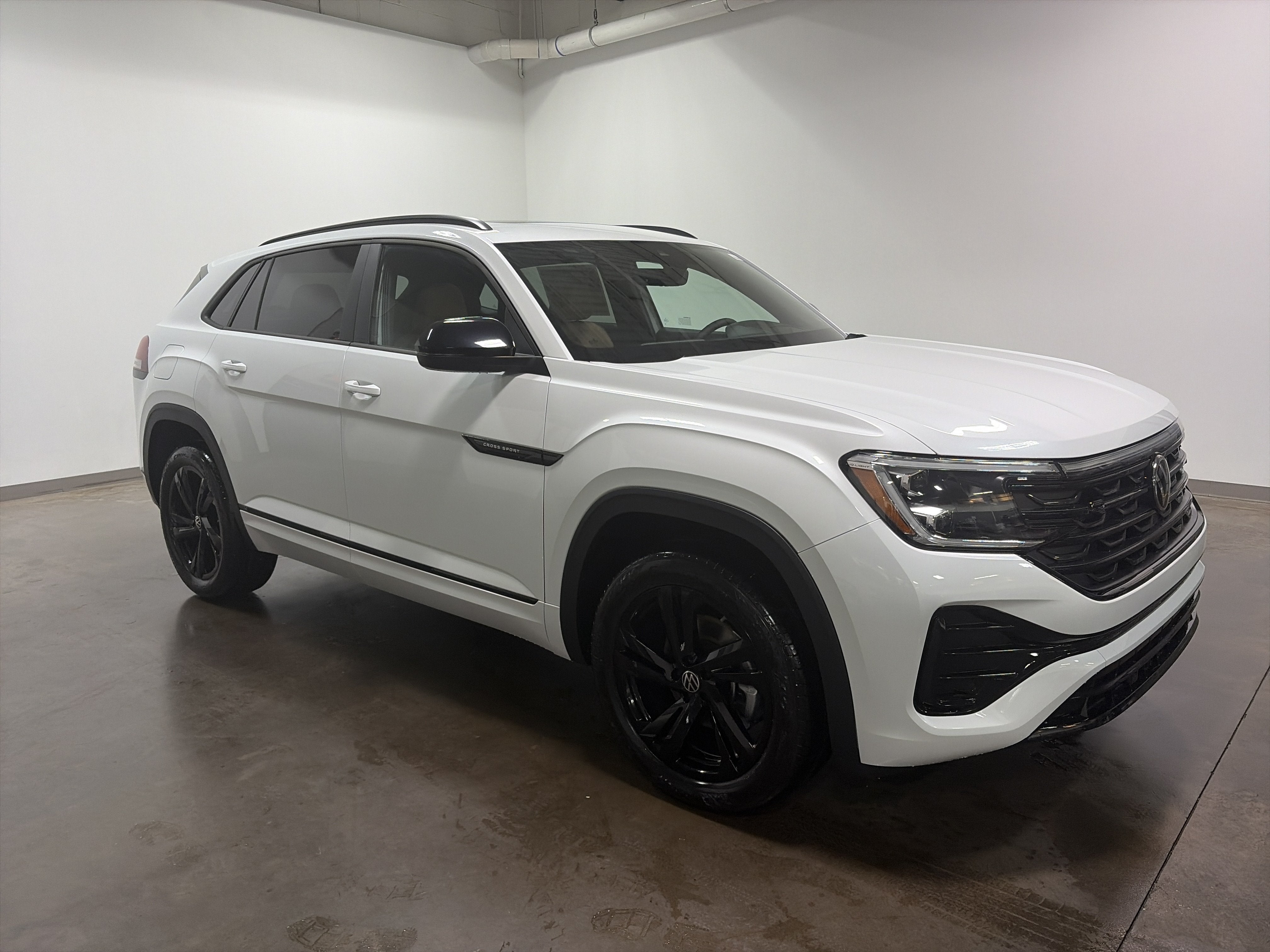 2026 Volkswagen Atlas Cross Sport 2.0T SEL R-Line Black