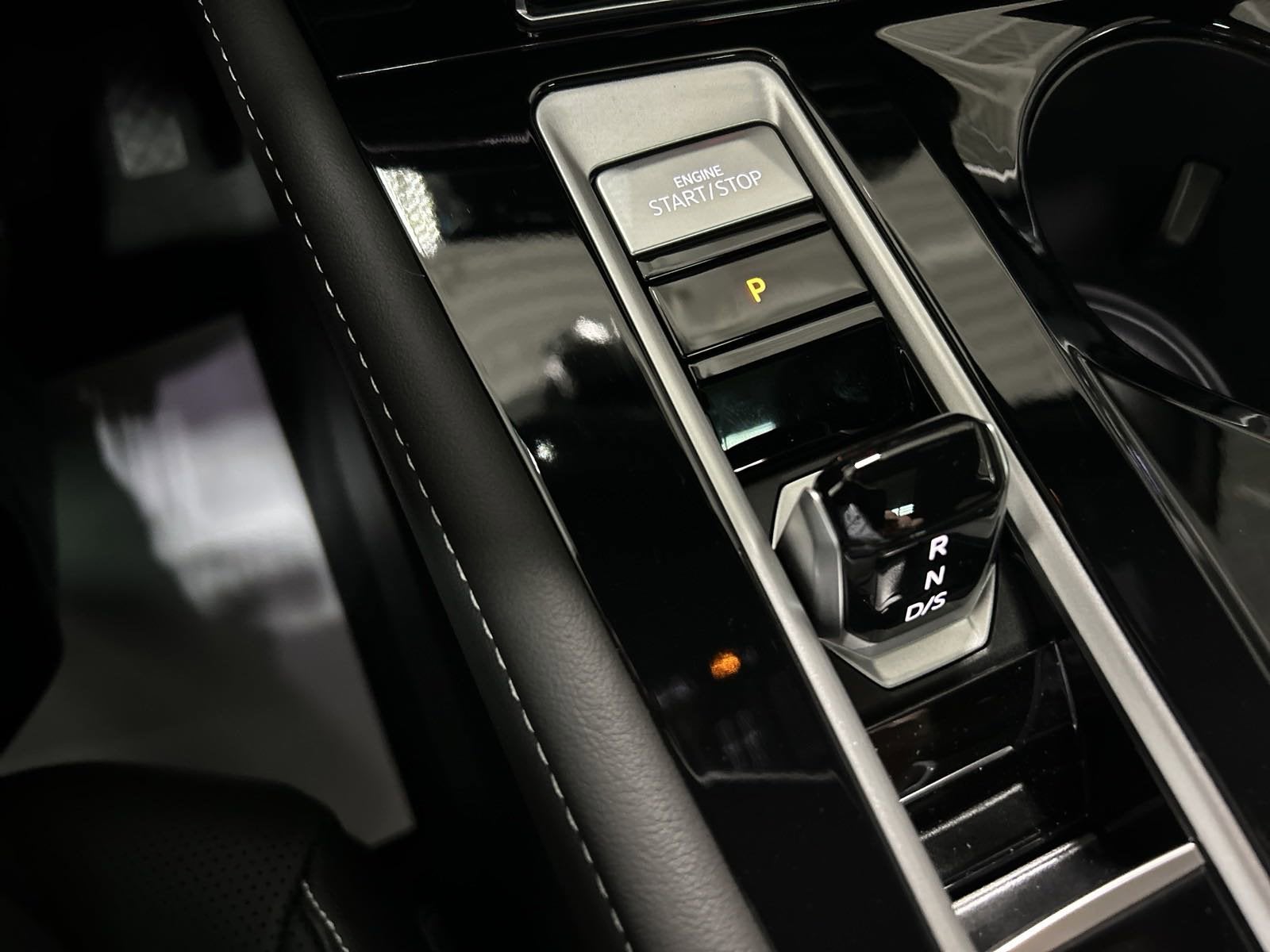 2025 Volkswagen Atlas Cross Sport 2.0T SEL