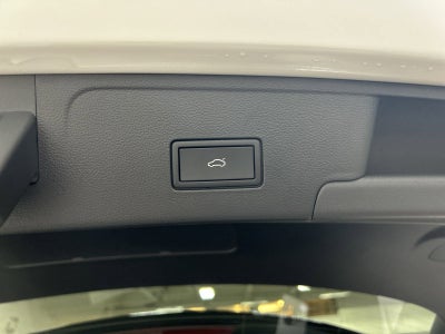 2025 Volkswagen Atlas Cross Sport 2.0T SEL