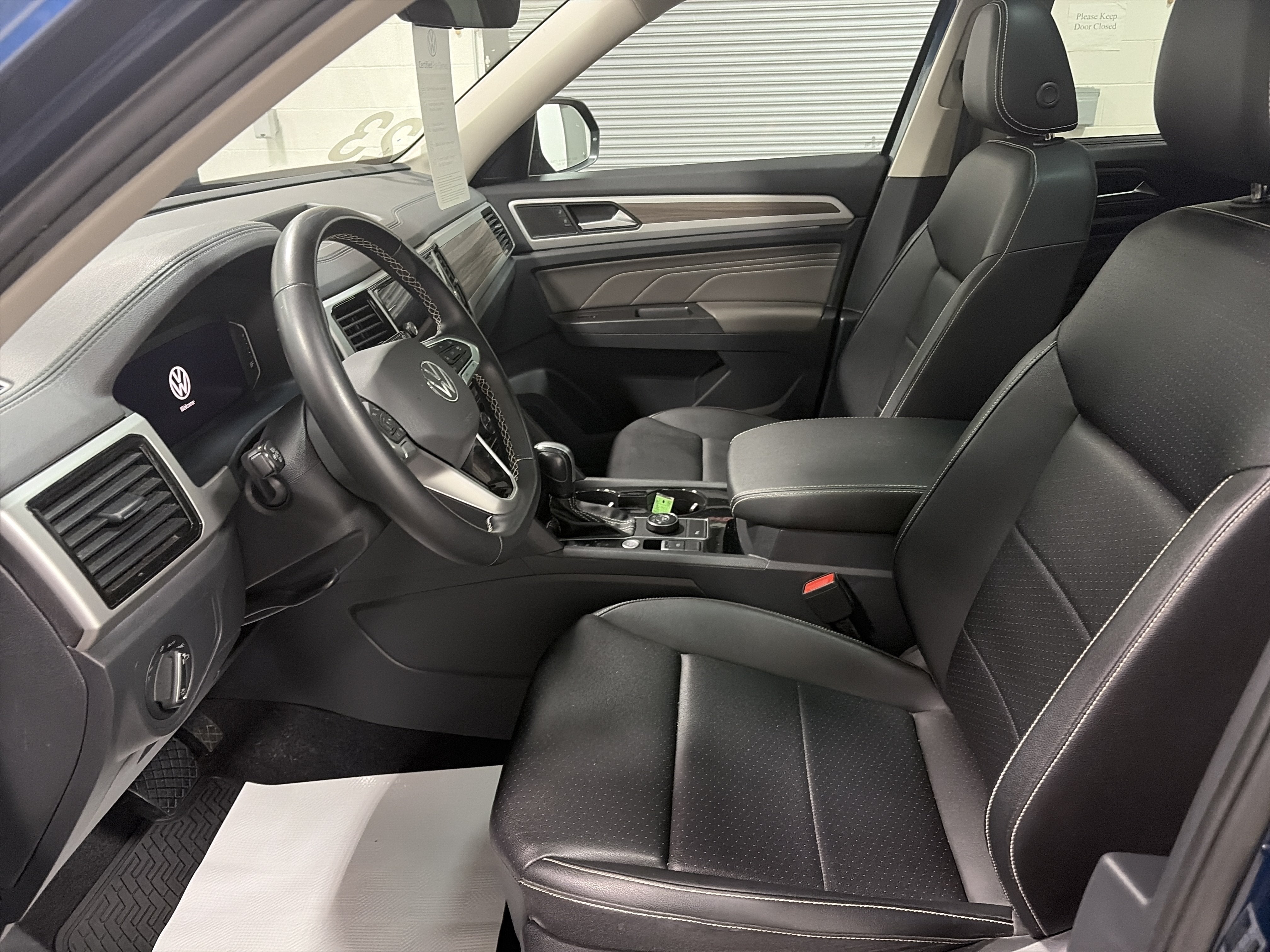 2023 Volkswagen Atlas 3.6L V6 SEL