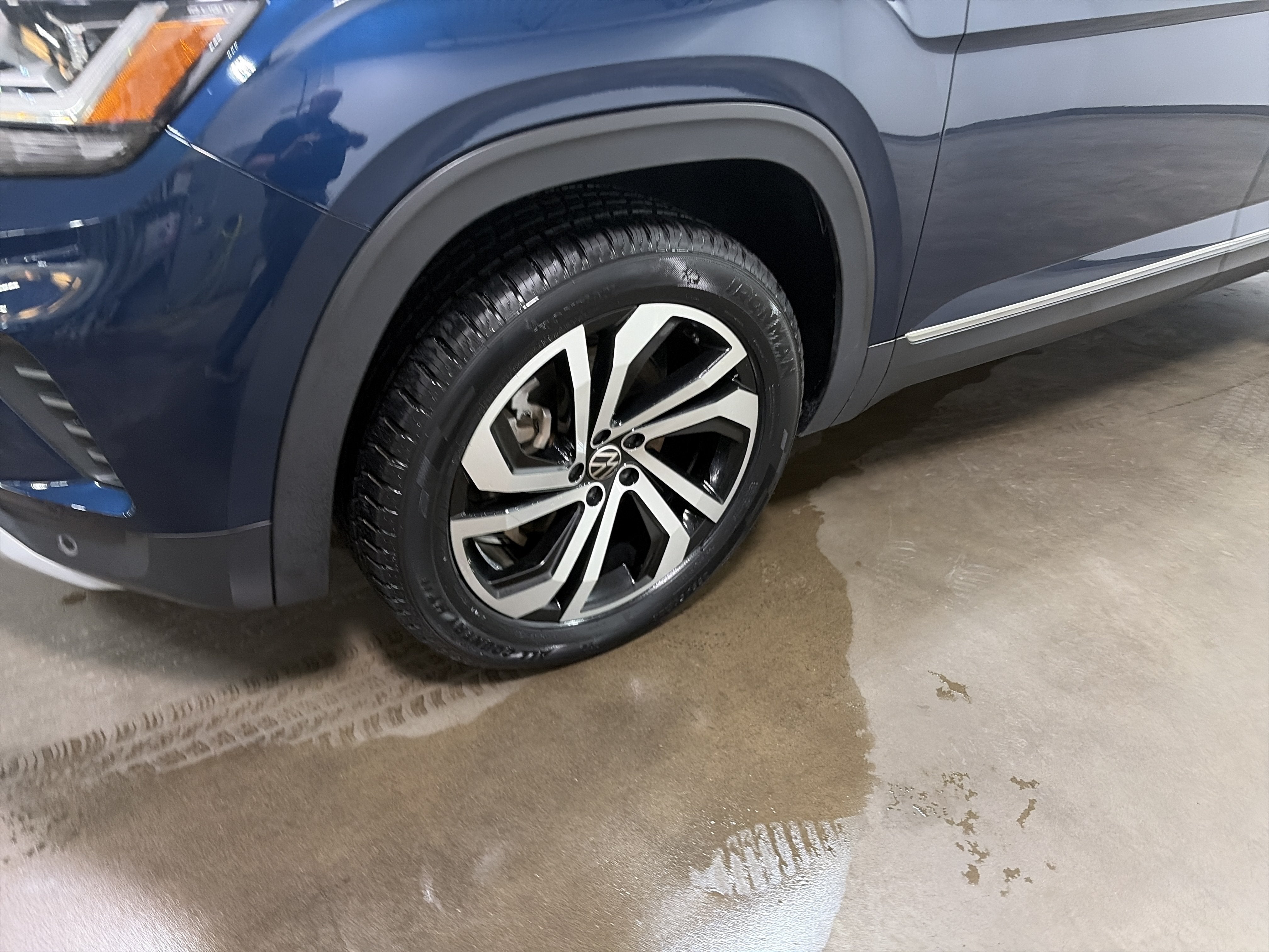 2023 Volkswagen Atlas 3.6L V6 SEL
