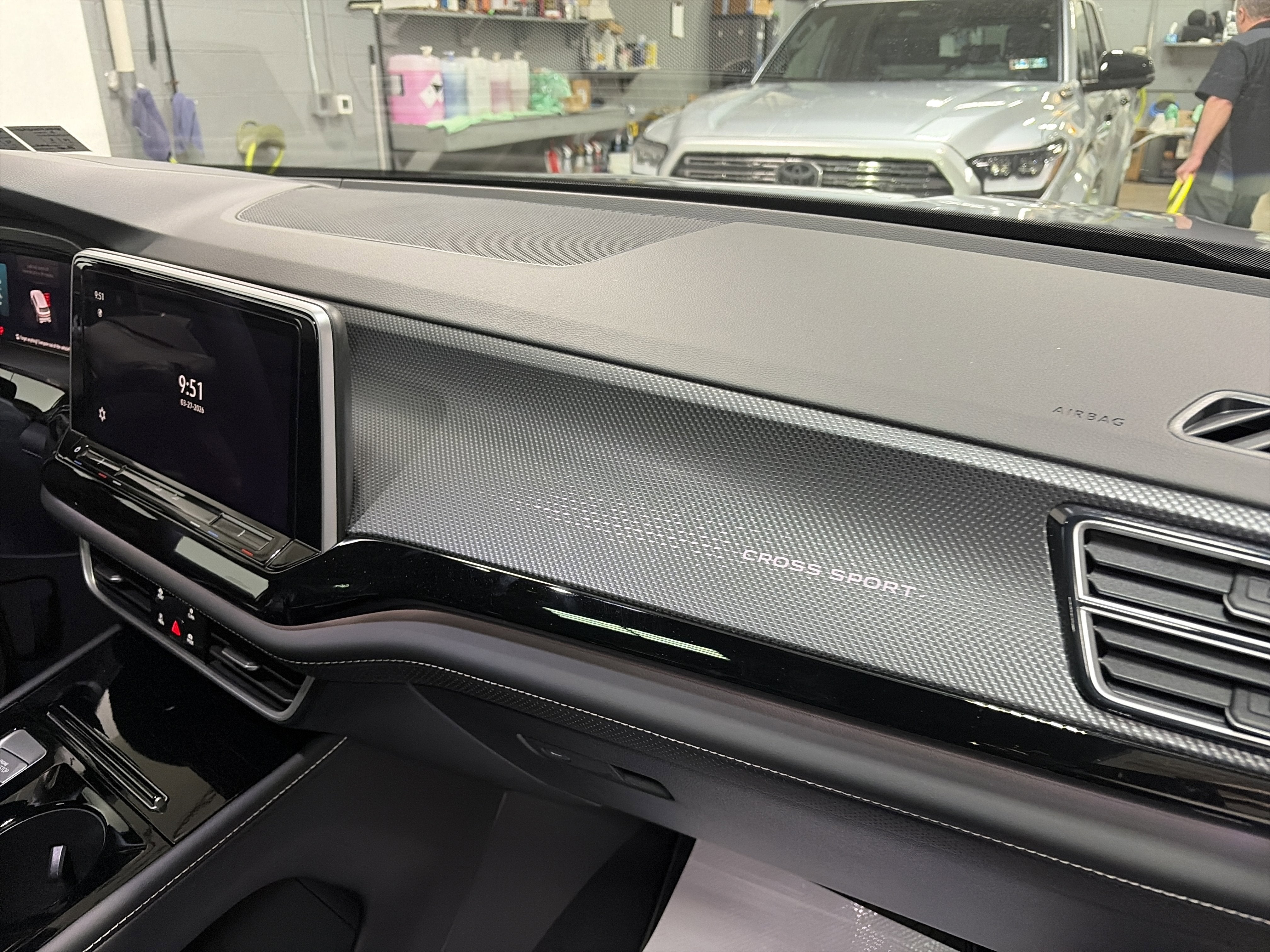 2026 Volkswagen Atlas Cross Sport 2.0T SEL Premium R-Line