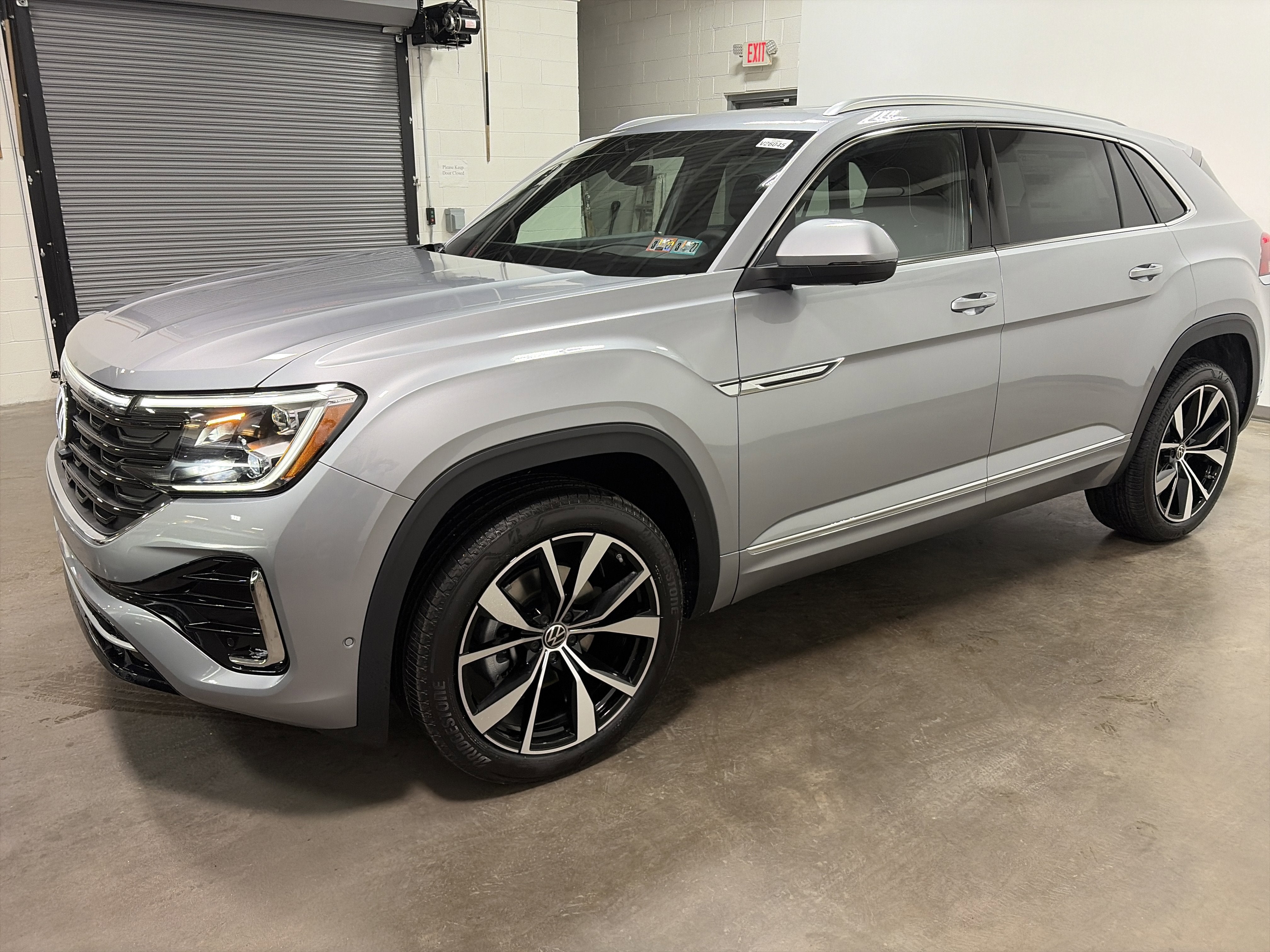 2026 Volkswagen Atlas Cross Sport 2.0T SEL Premium R-Line