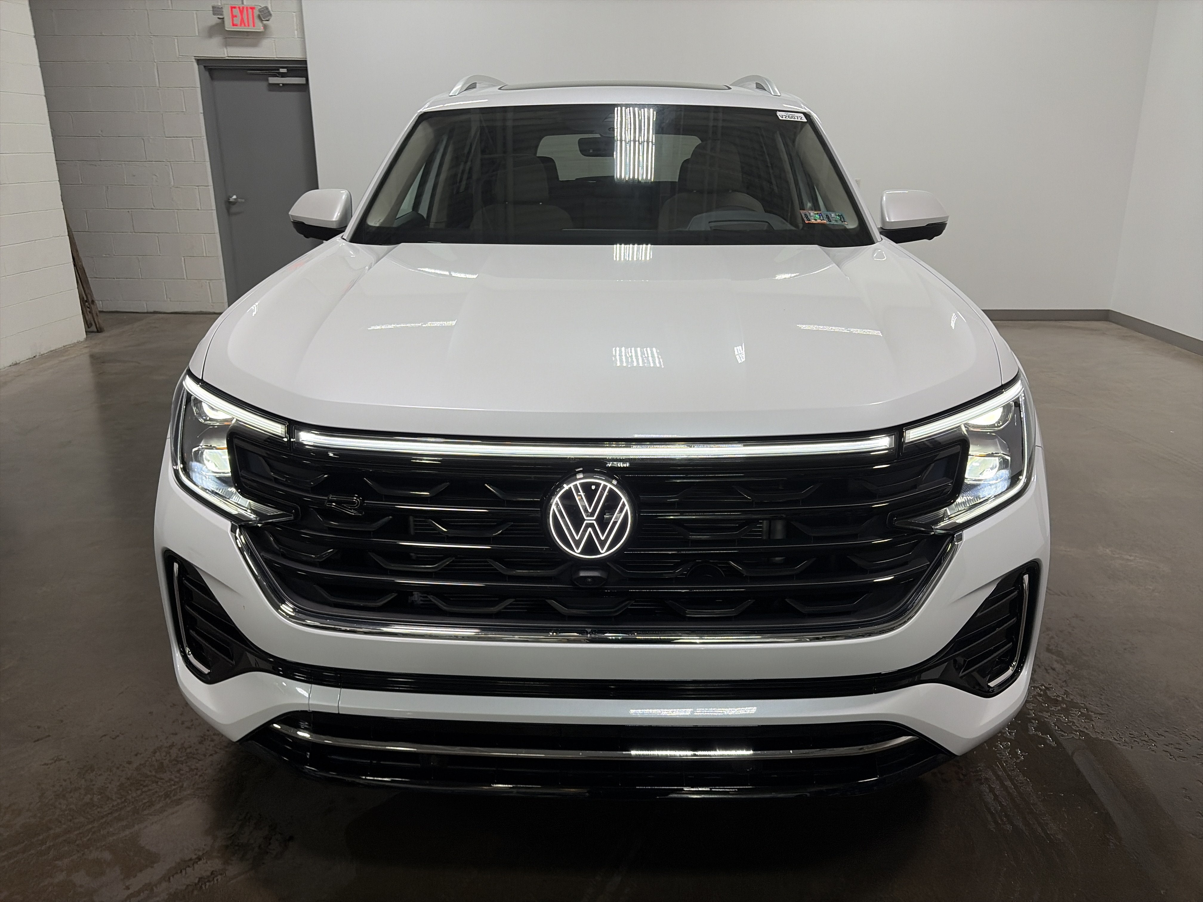 2026 Volkswagen Atlas 2.0T SEL Premium R-Line