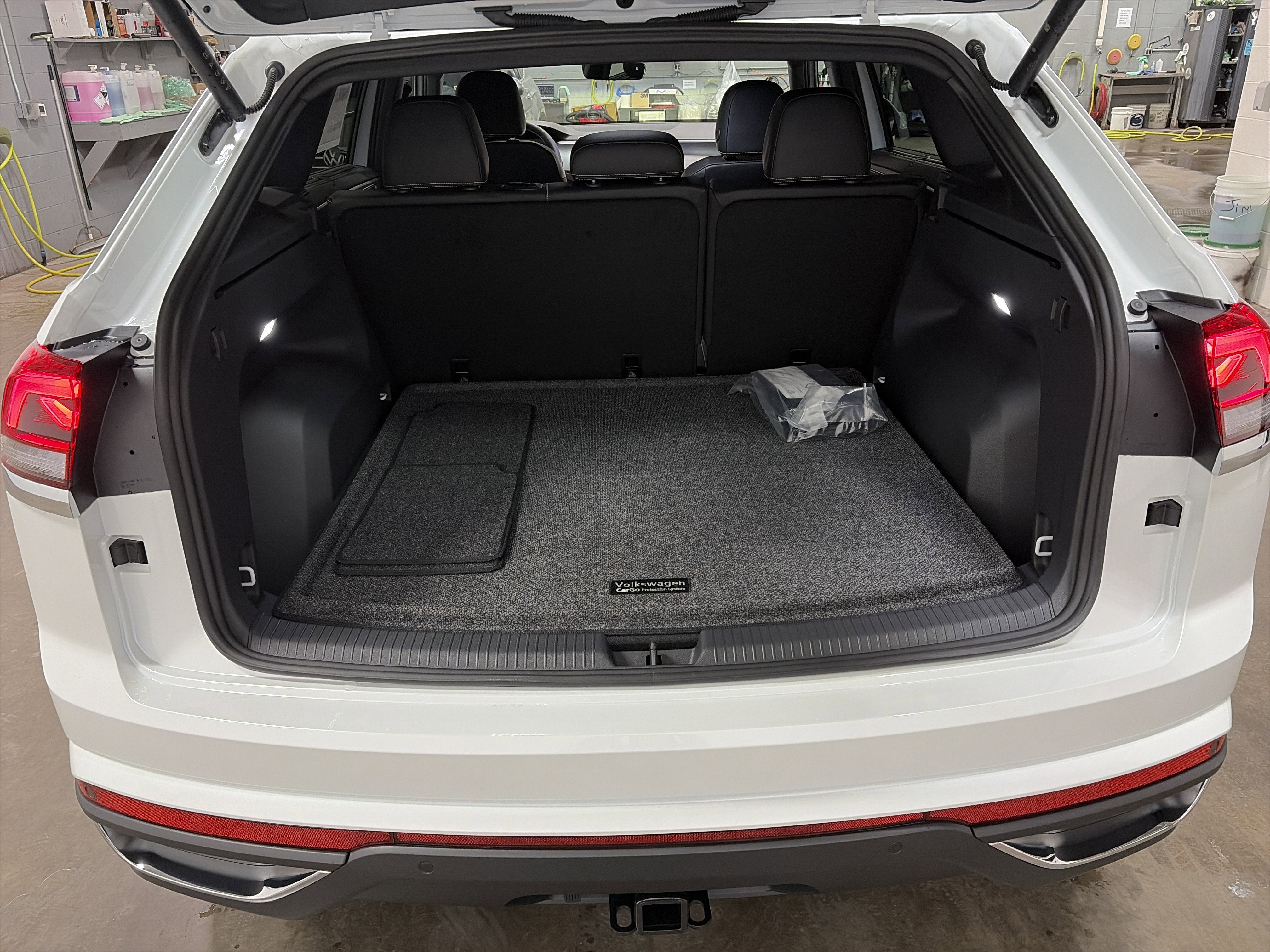 2026 Volkswagen Atlas Cross Sport 2.0T SE W/TECHNOLOGY