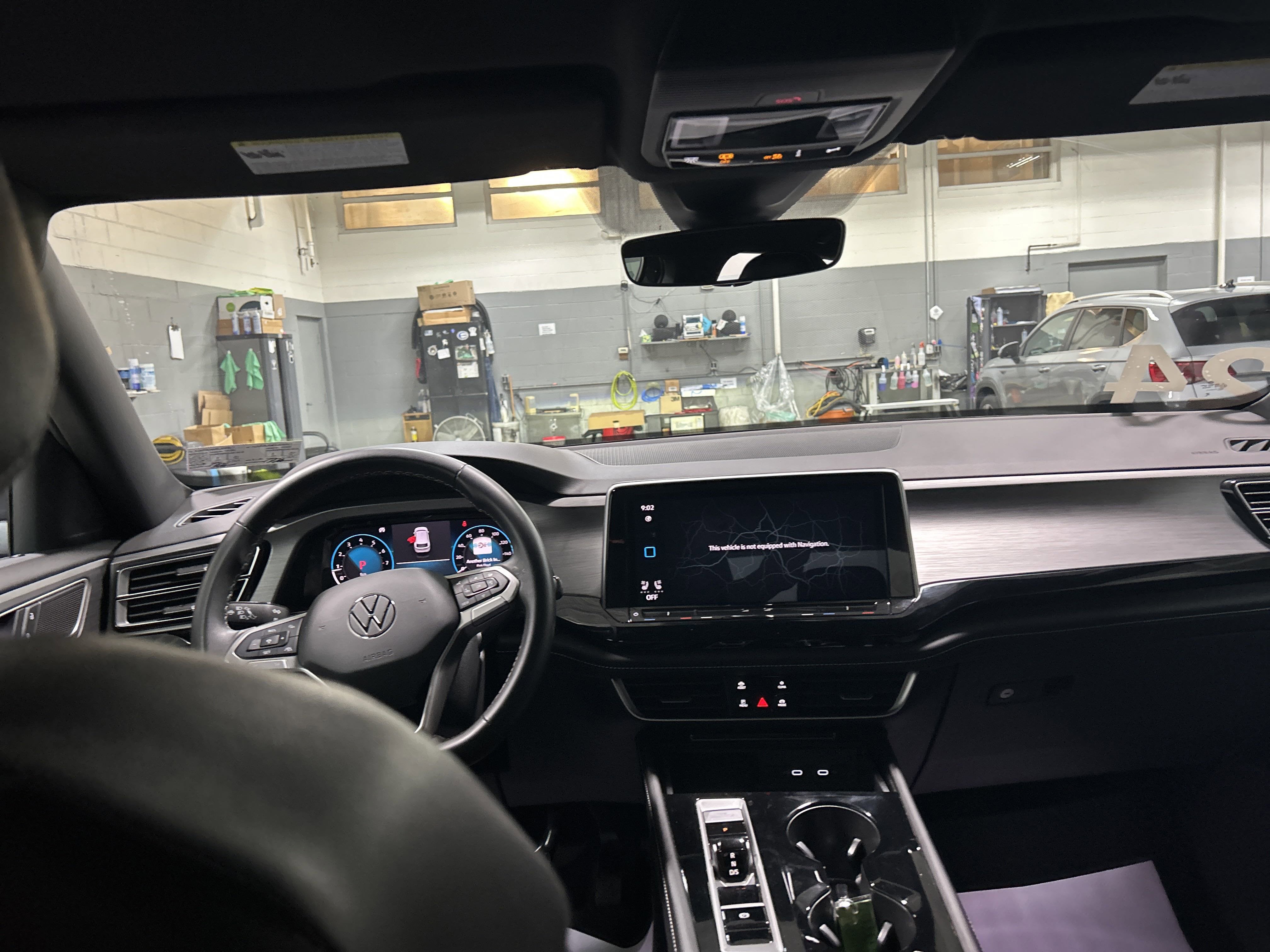 2024 Volkswagen Atlas Cross Sport 2.0T SE w/Technology