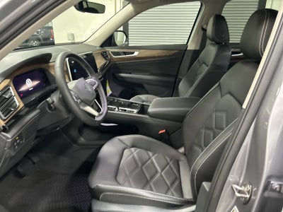 2025 Volkswagen Atlas 2.0T SE