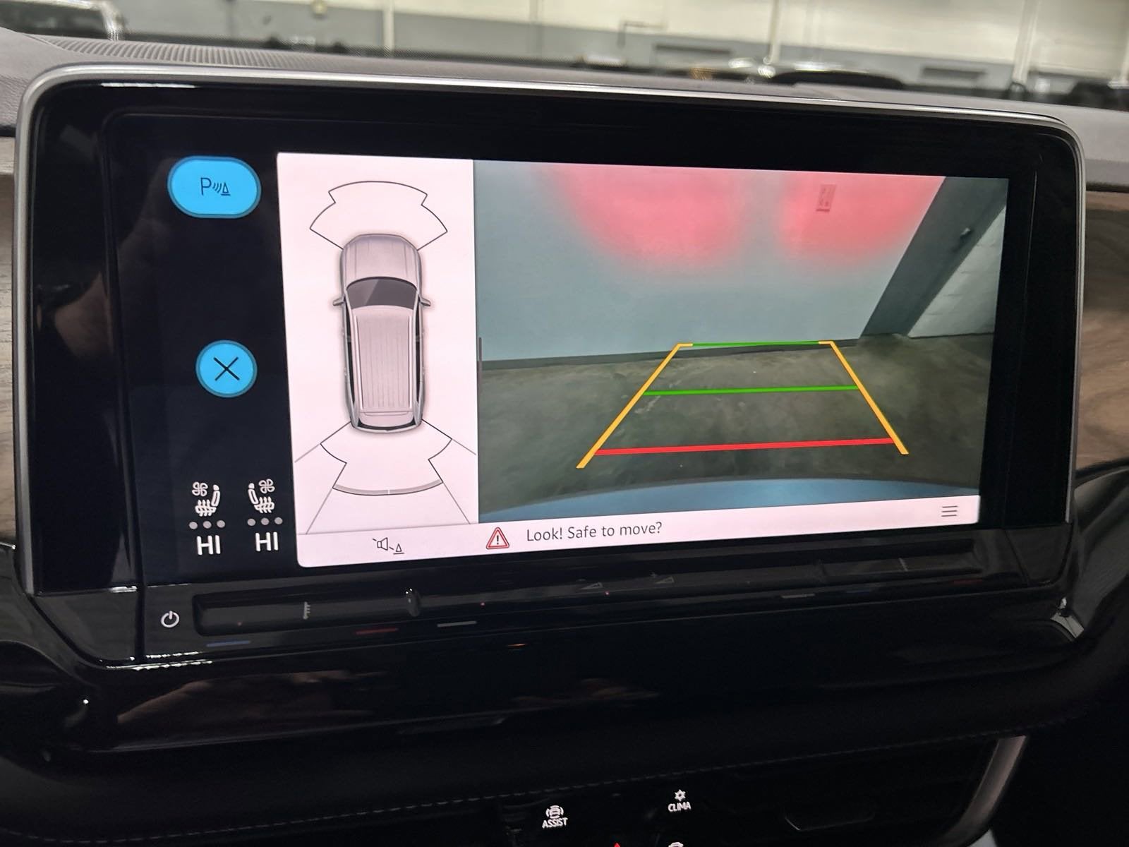 2025 Volkswagen Atlas 2.0T SE