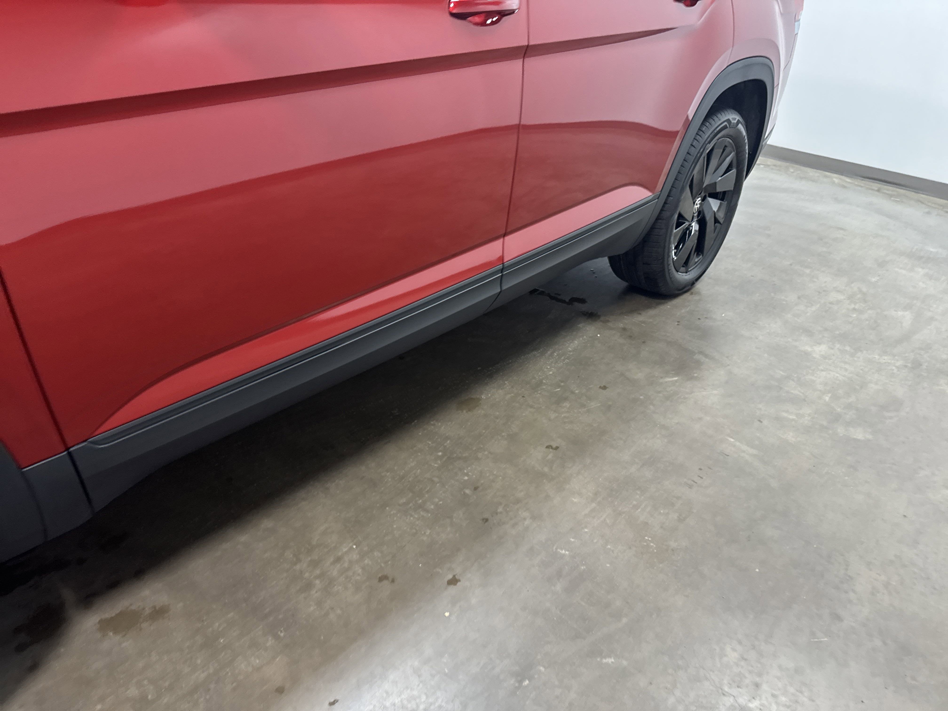 2025 Volkswagen Atlas 2.0T SE