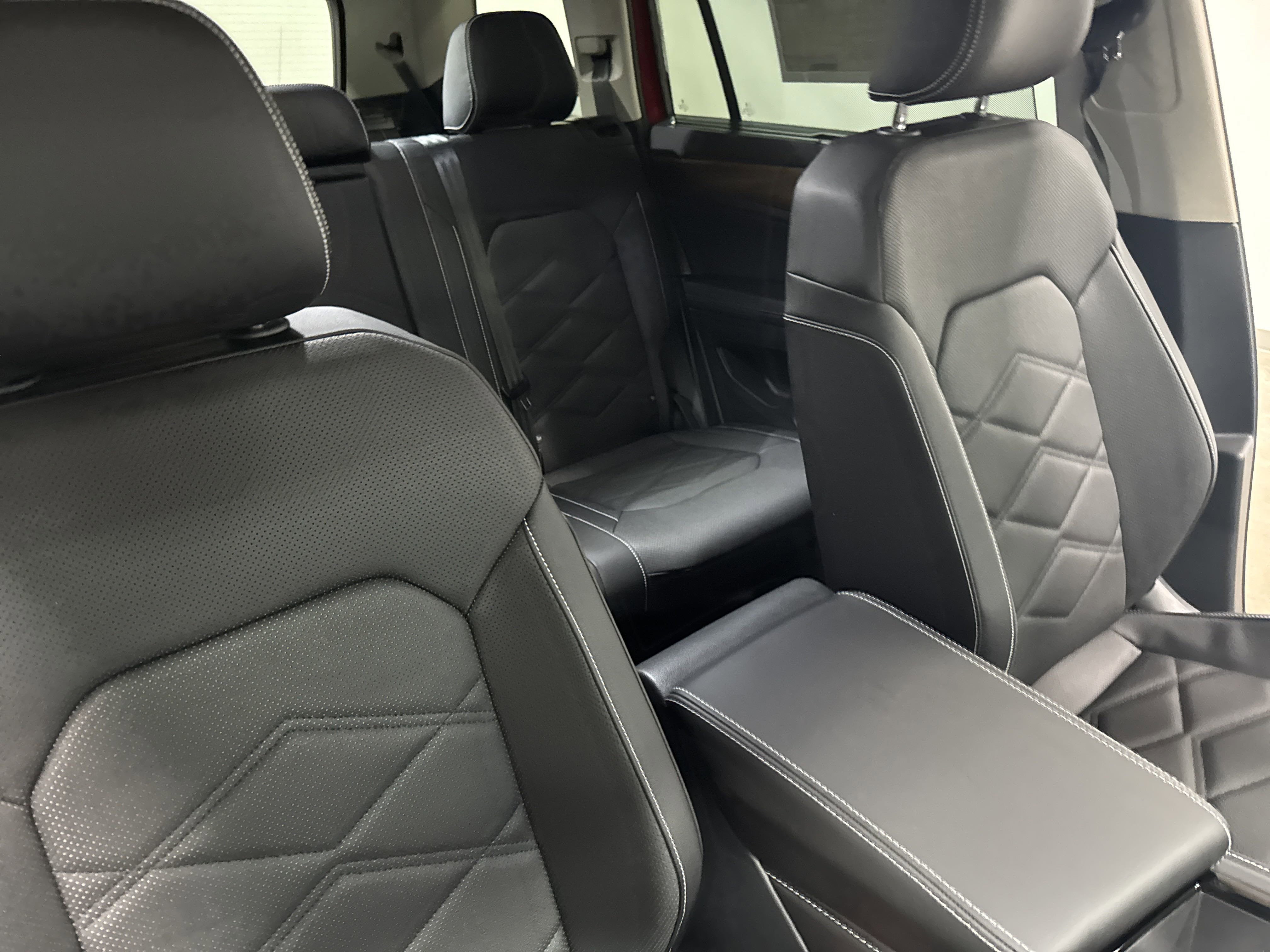 2025 Volkswagen Atlas 2.0T SE