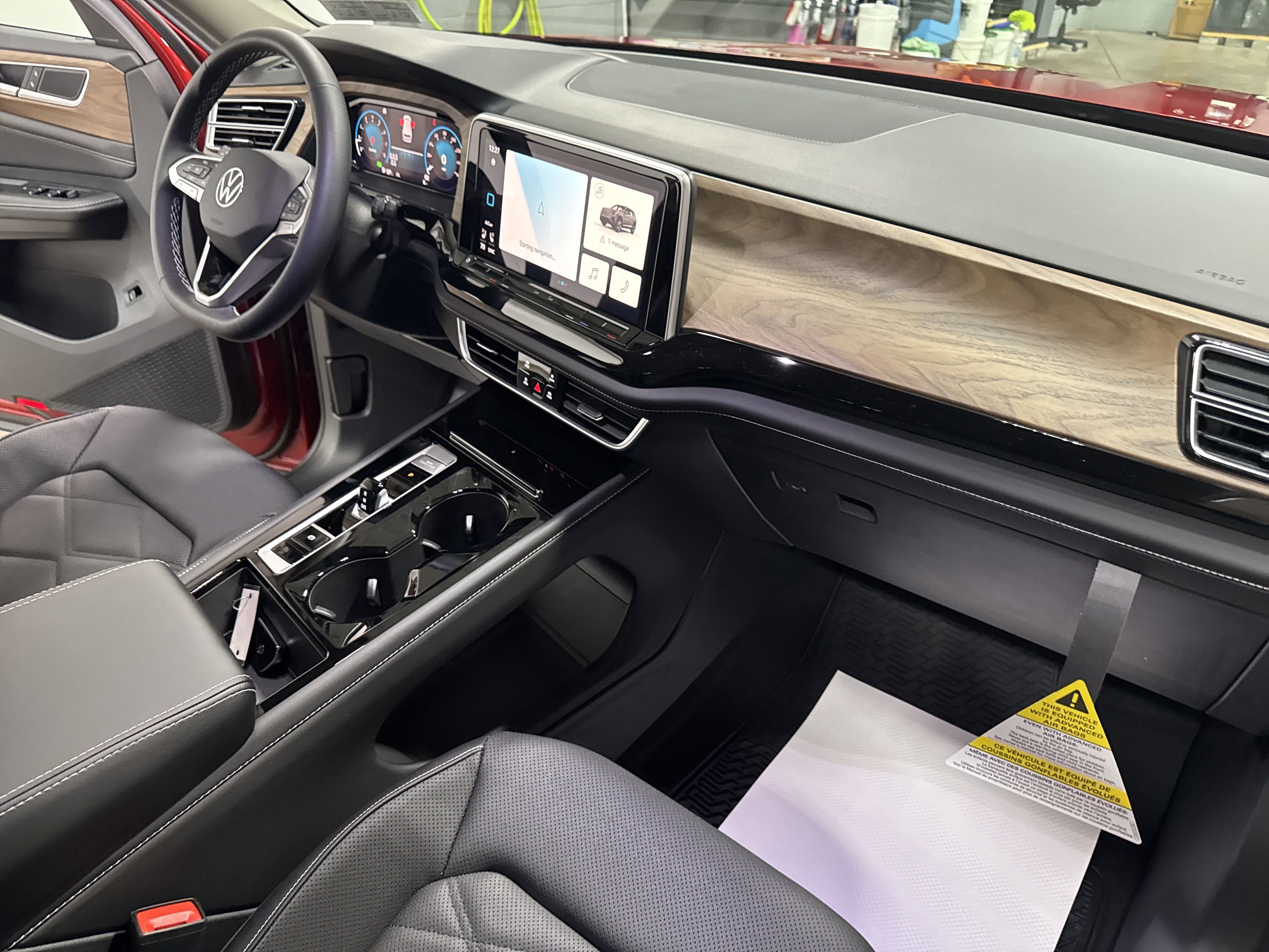 2025 Volkswagen Atlas 2.0T SE