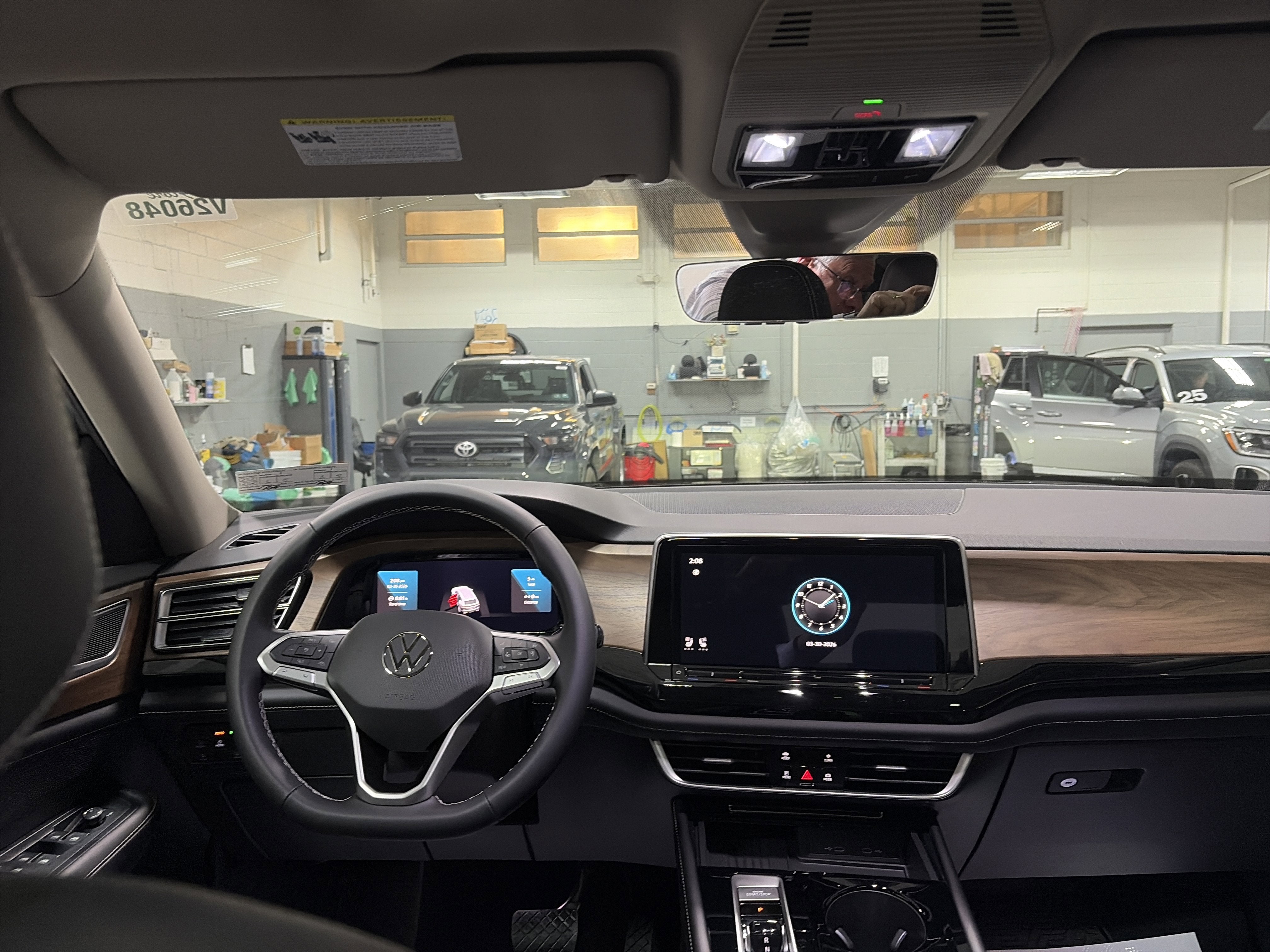 2026 Volkswagen Atlas 2.0T SE W/TECHNOLOGY