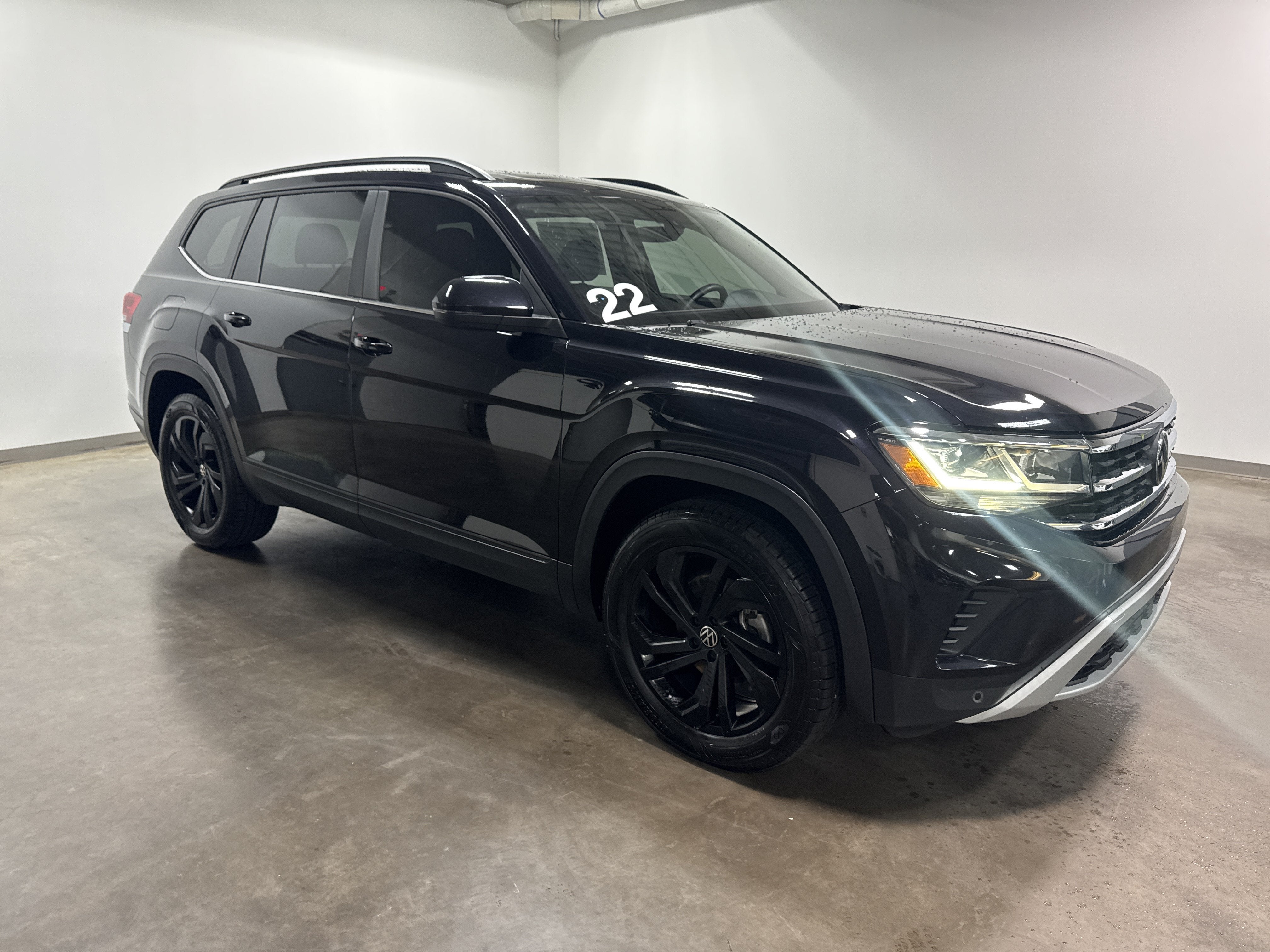 2022 Volkswagen Atlas 3.6L V6 SE w/Technology