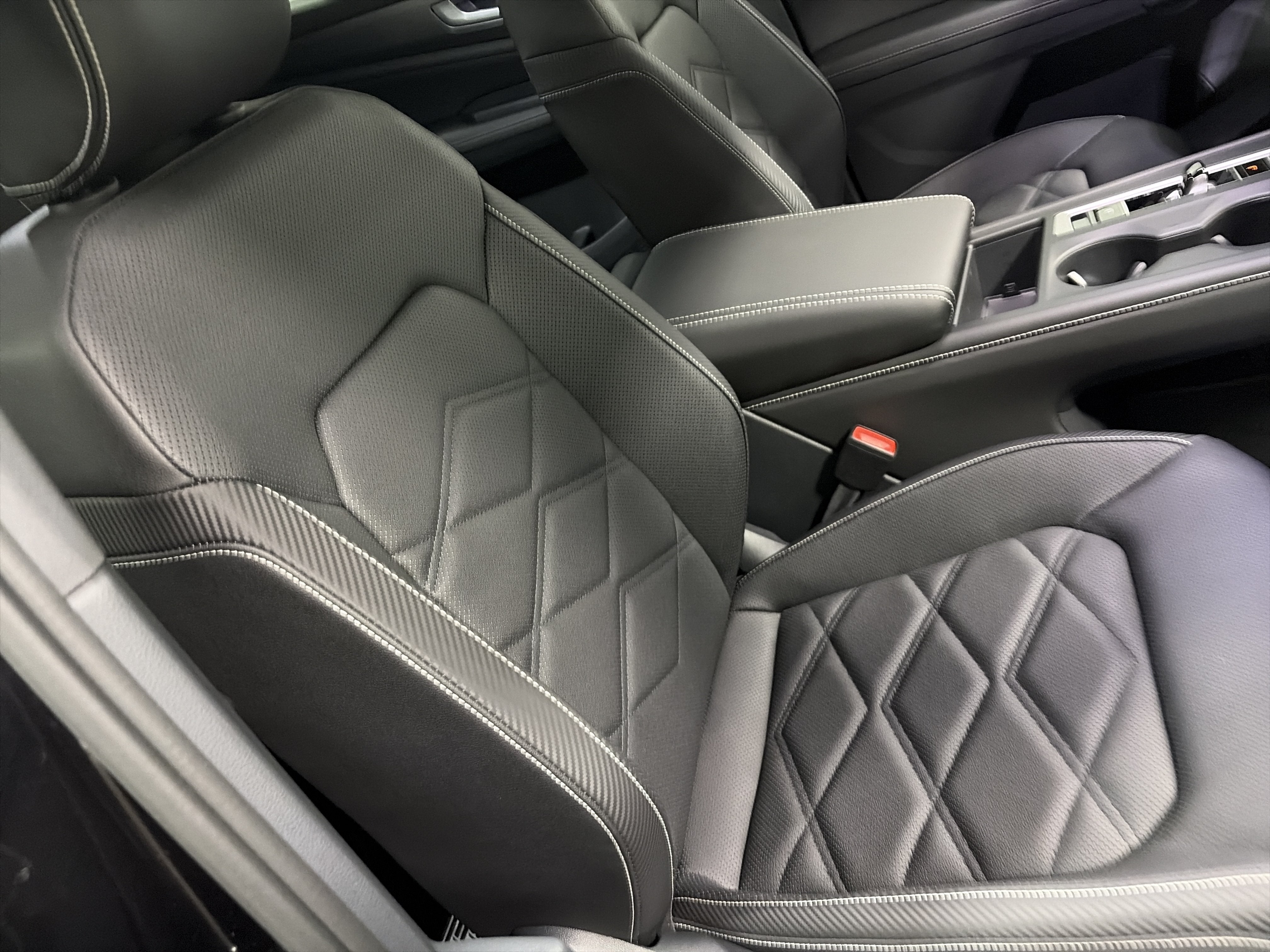 2026 Volkswagen Atlas Cross Sport 2.0T SE