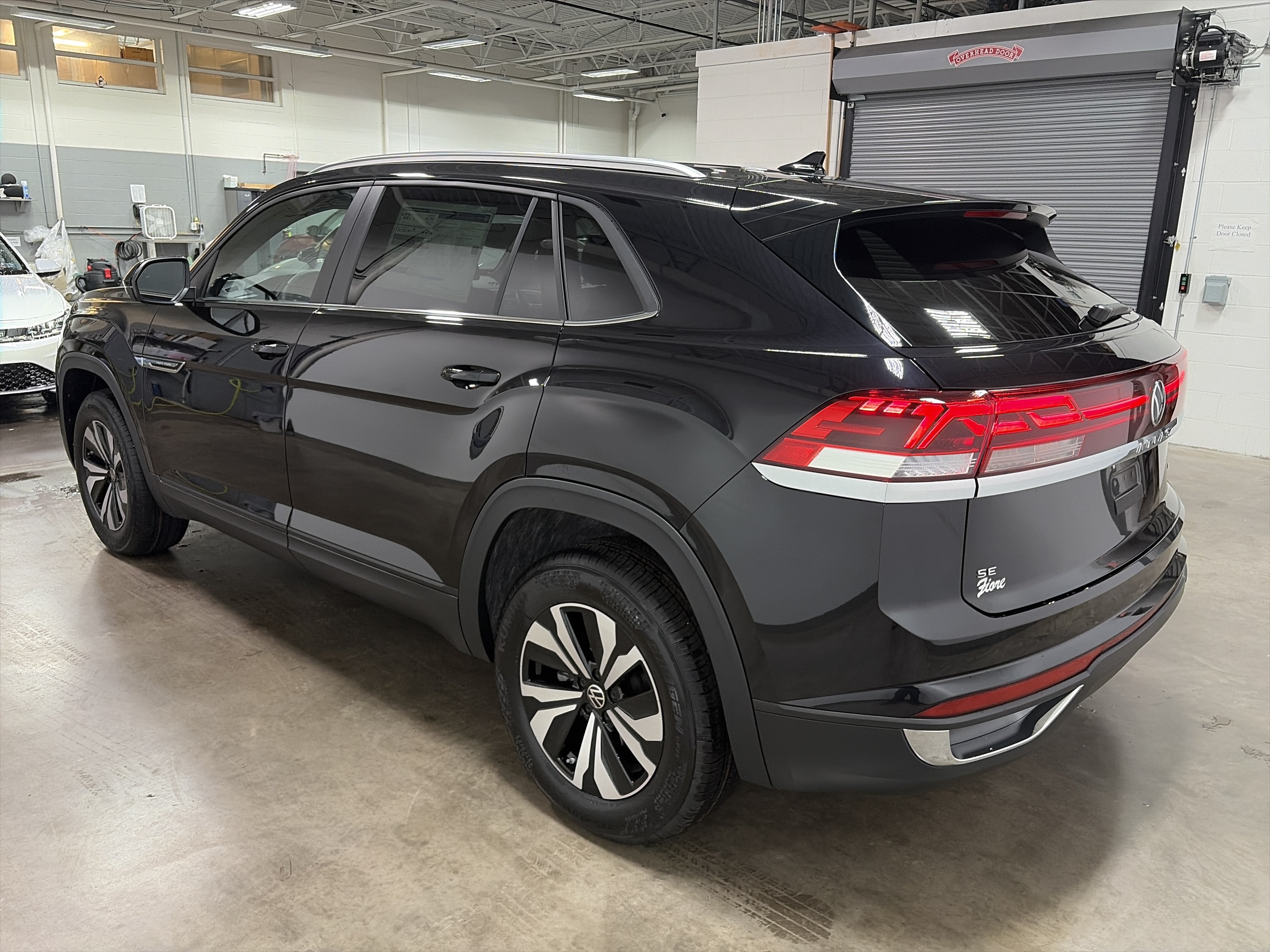 2026 Volkswagen Atlas Cross Sport 2.0T SE