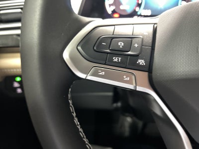 2025 Volkswagen Atlas Cross Sport 2.0T SE