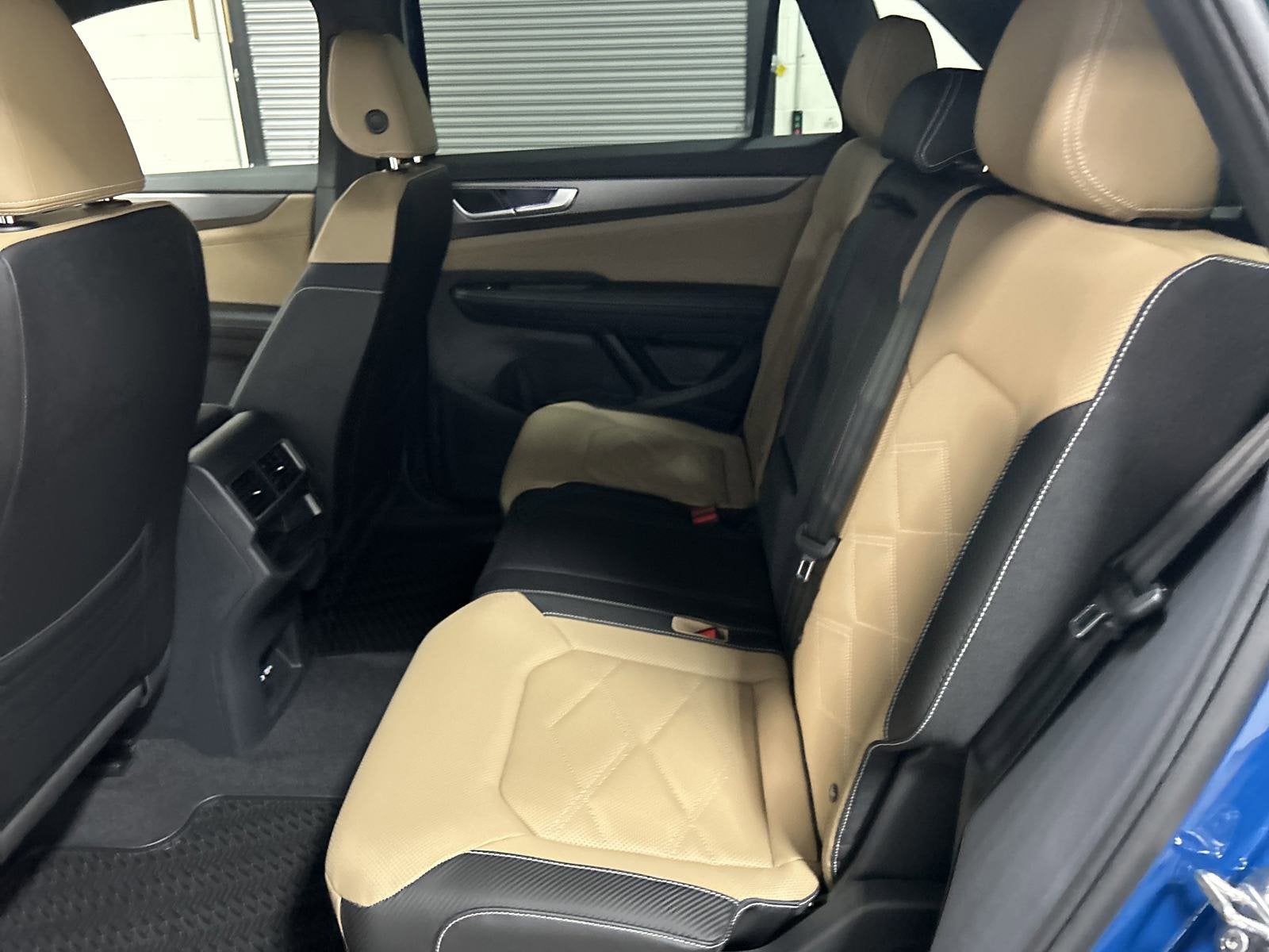 2025 Volkswagen Atlas Cross Sport 2.0T SE