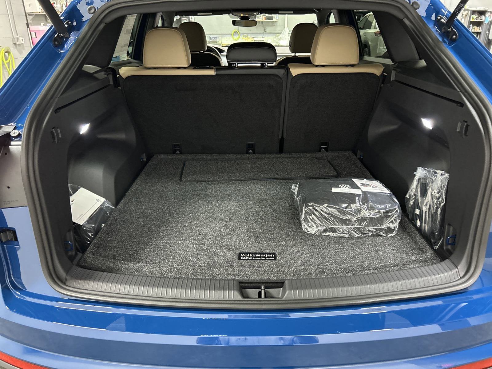 2025 Volkswagen Atlas Cross Sport 2.0T SE