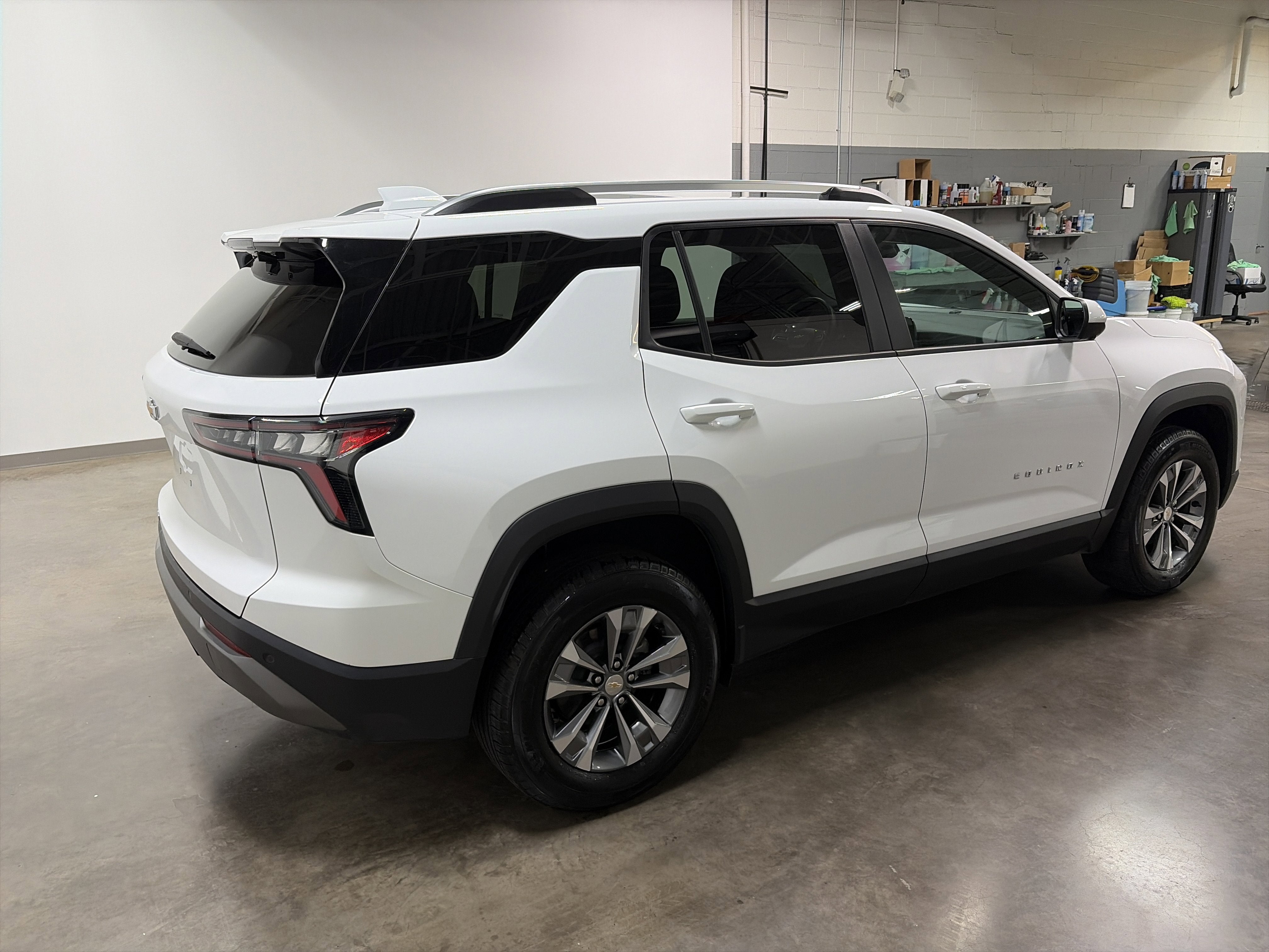 2025 Chevrolet Equinox AWD LT