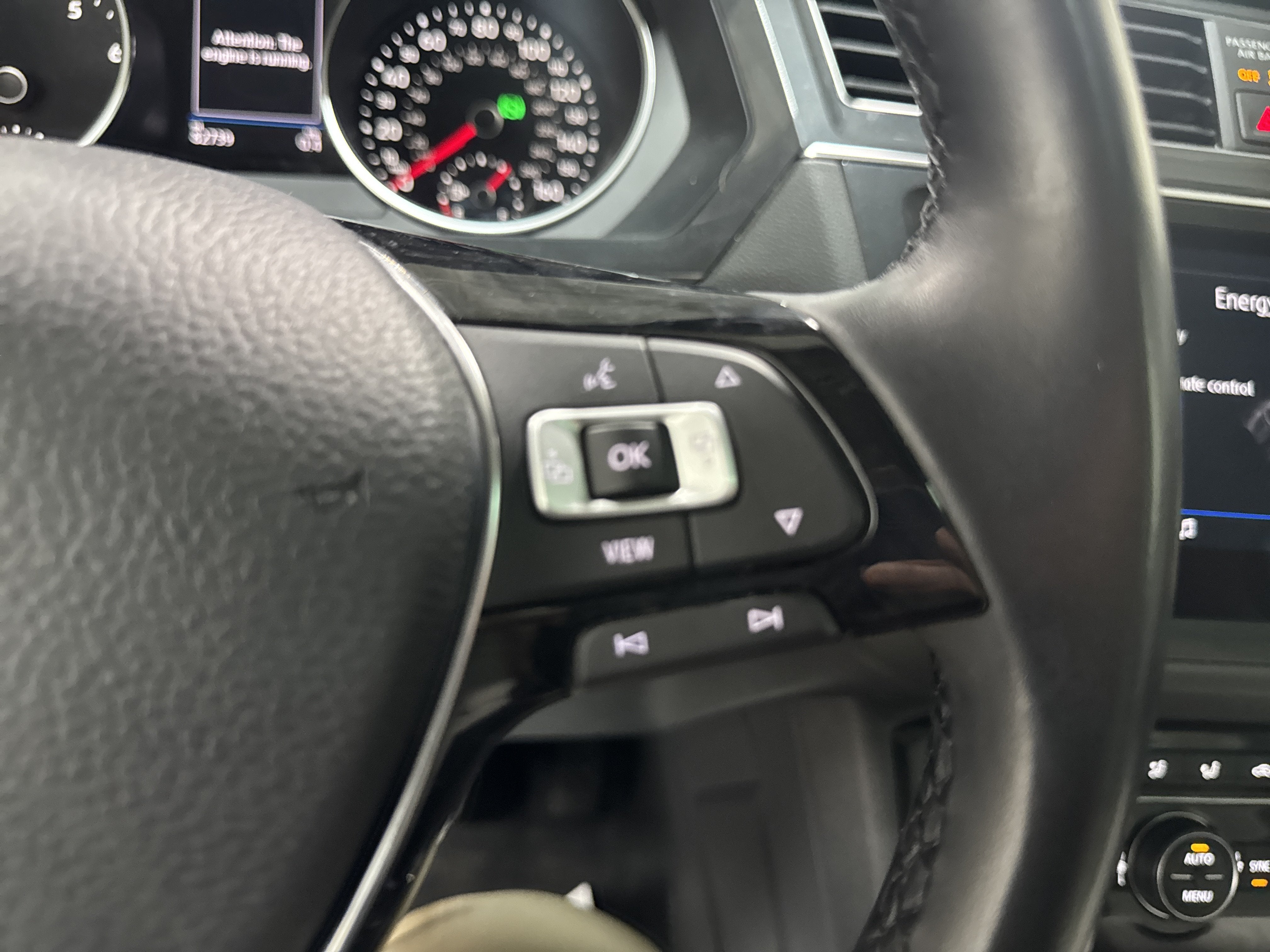 2019 Volkswagen Tiguan SE