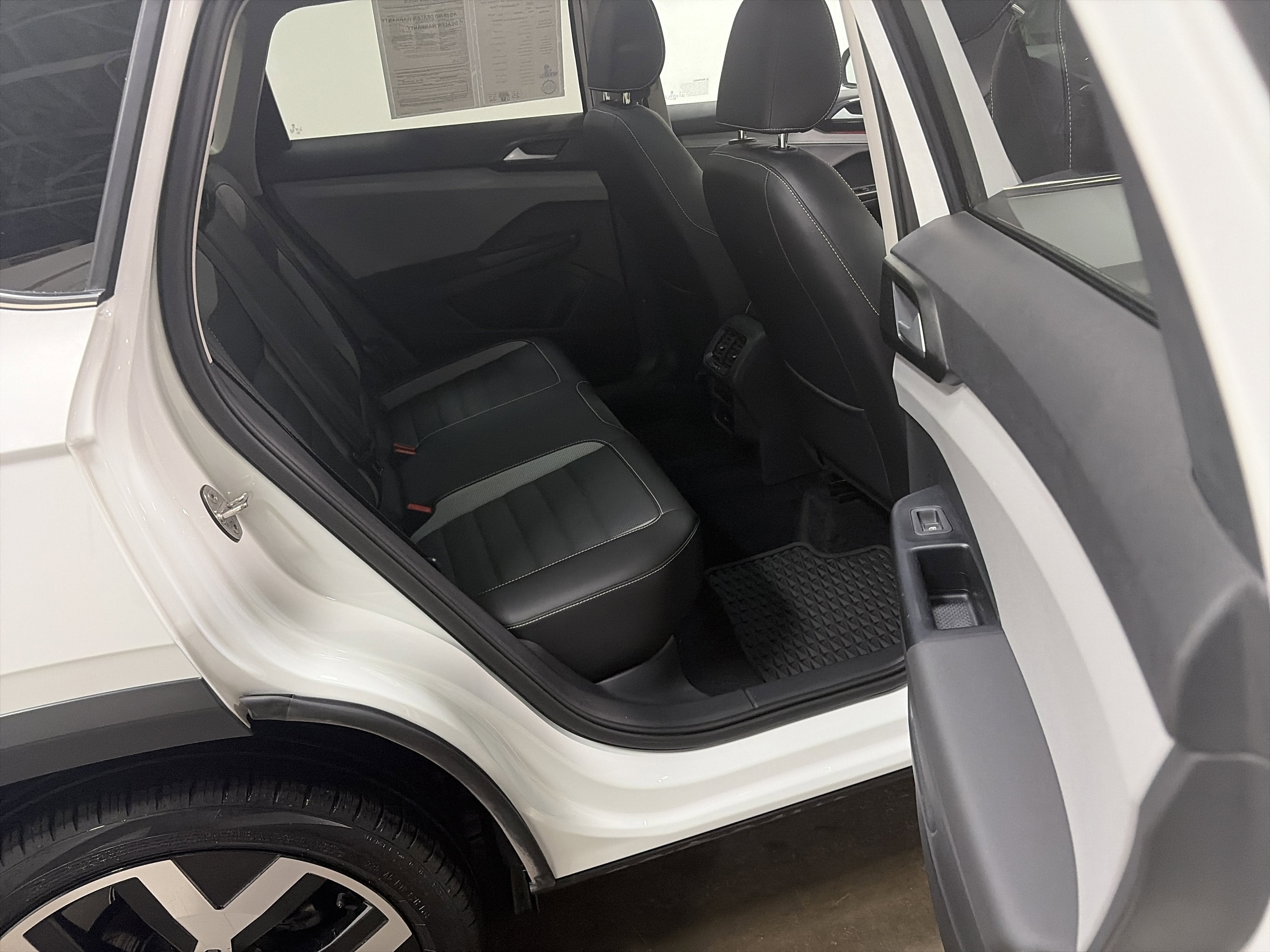 2022 Volkswagen Taos SEL