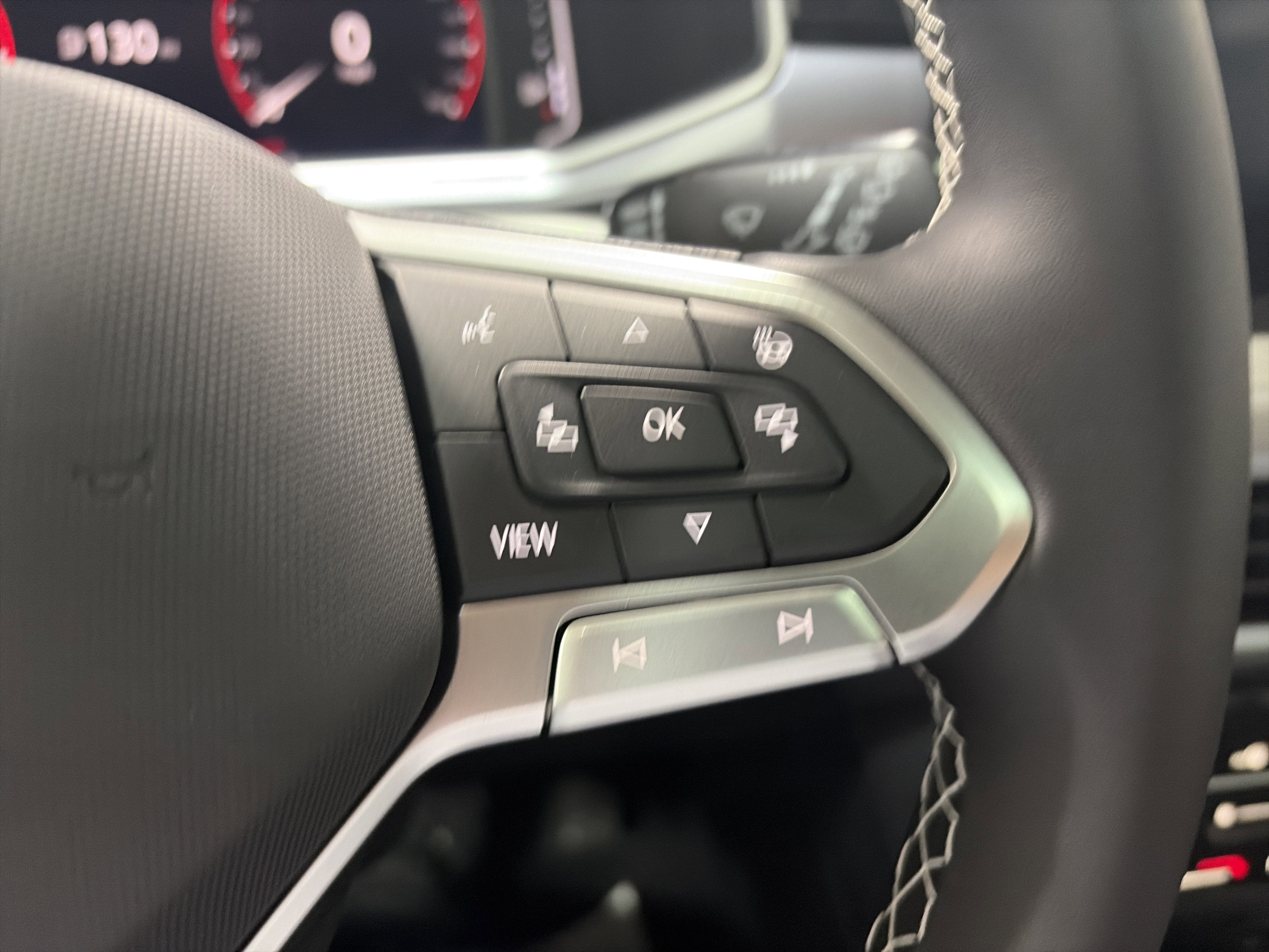 2026 Volkswagen Taos 1.5T SEL