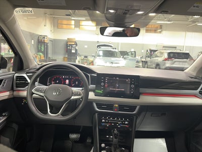 2026 Volkswagen Taos 1.5T SEL