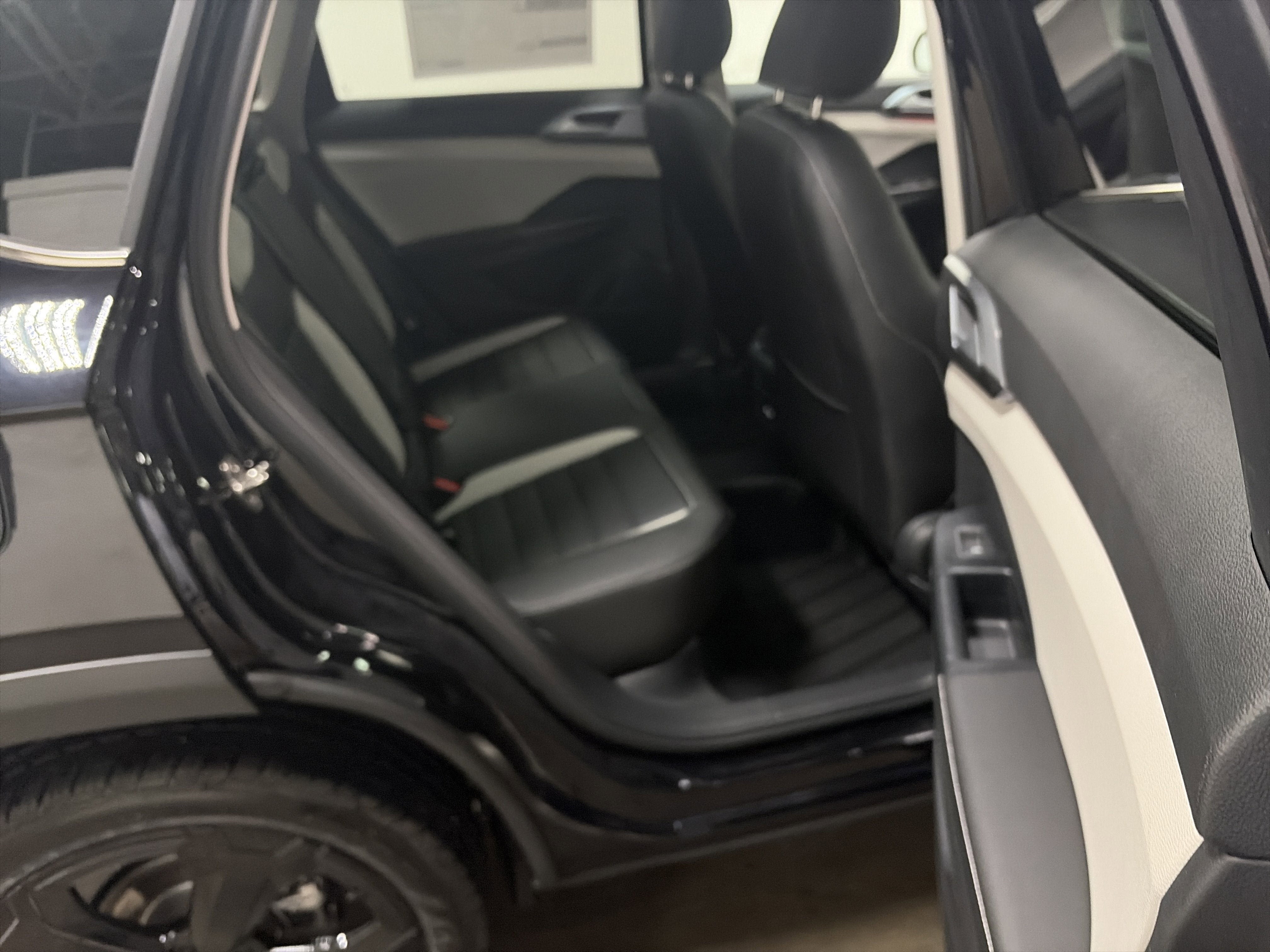 2026 Volkswagen Taos 1.5T SEL