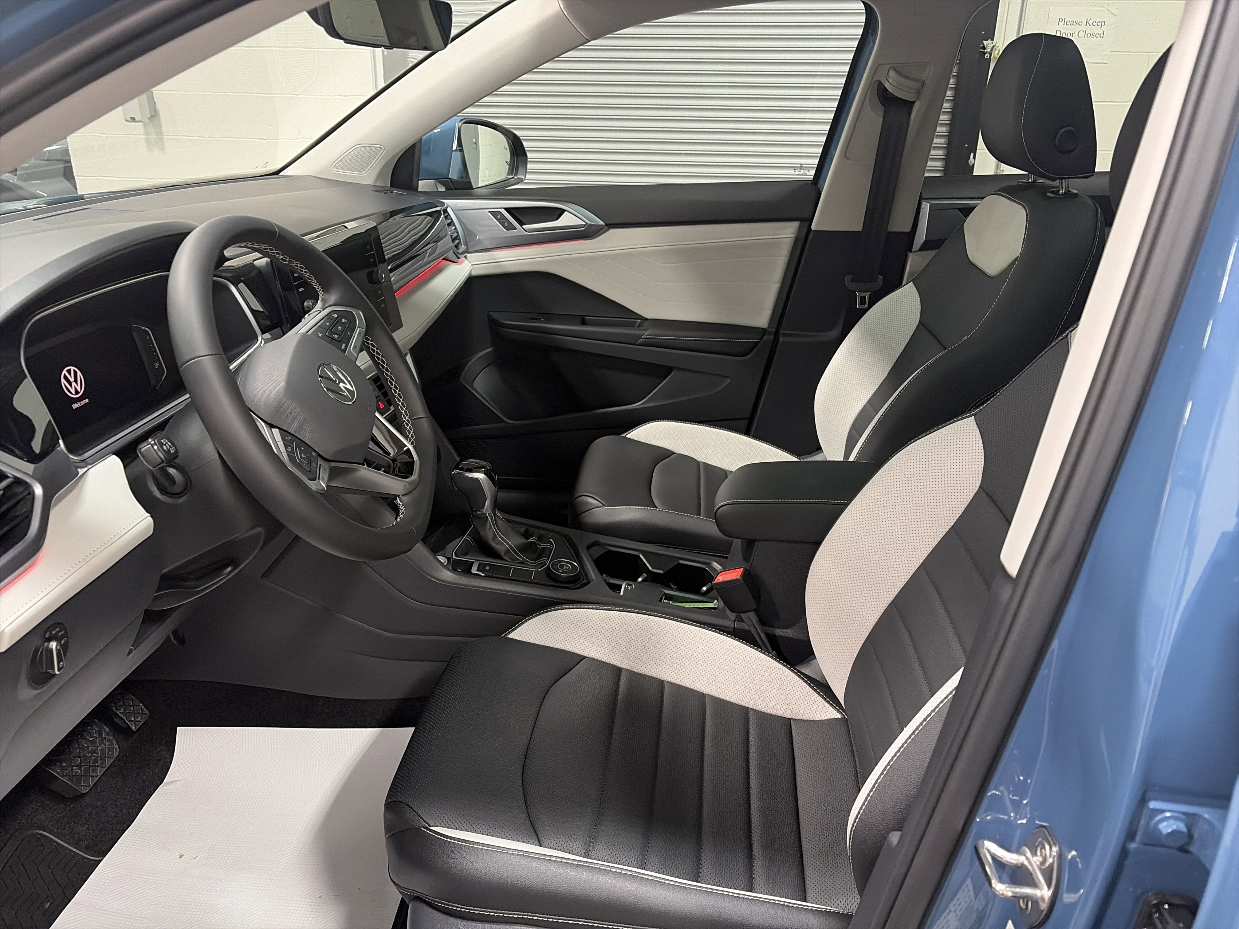 2026 Volkswagen Taos 1.5T SEL