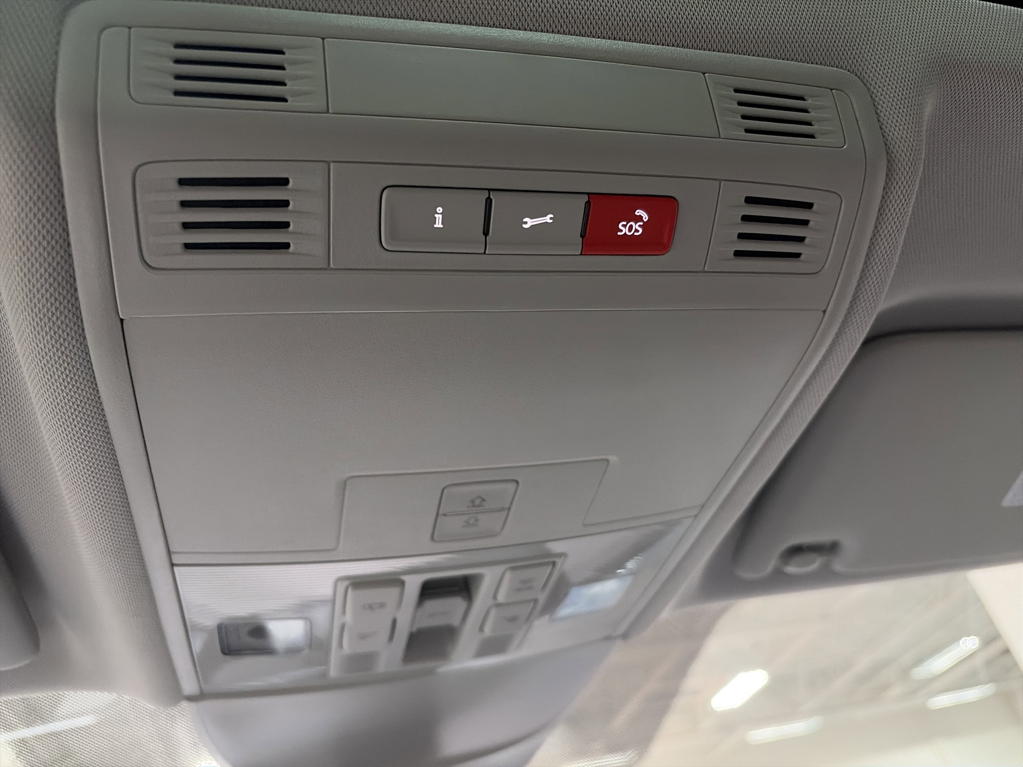 2026 Volkswagen Taos 1.5T SEL