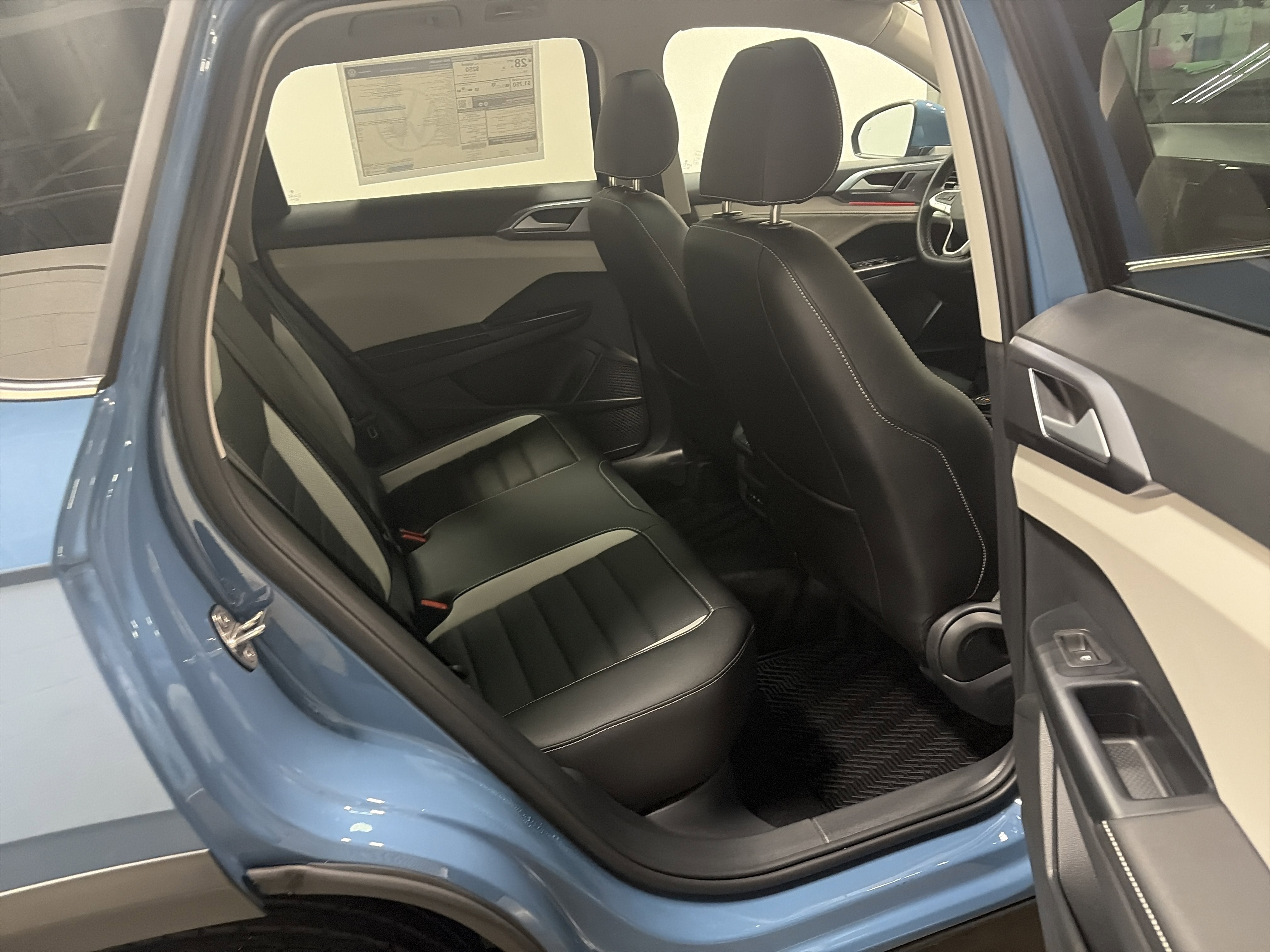 2026 Volkswagen Taos 1.5T SEL