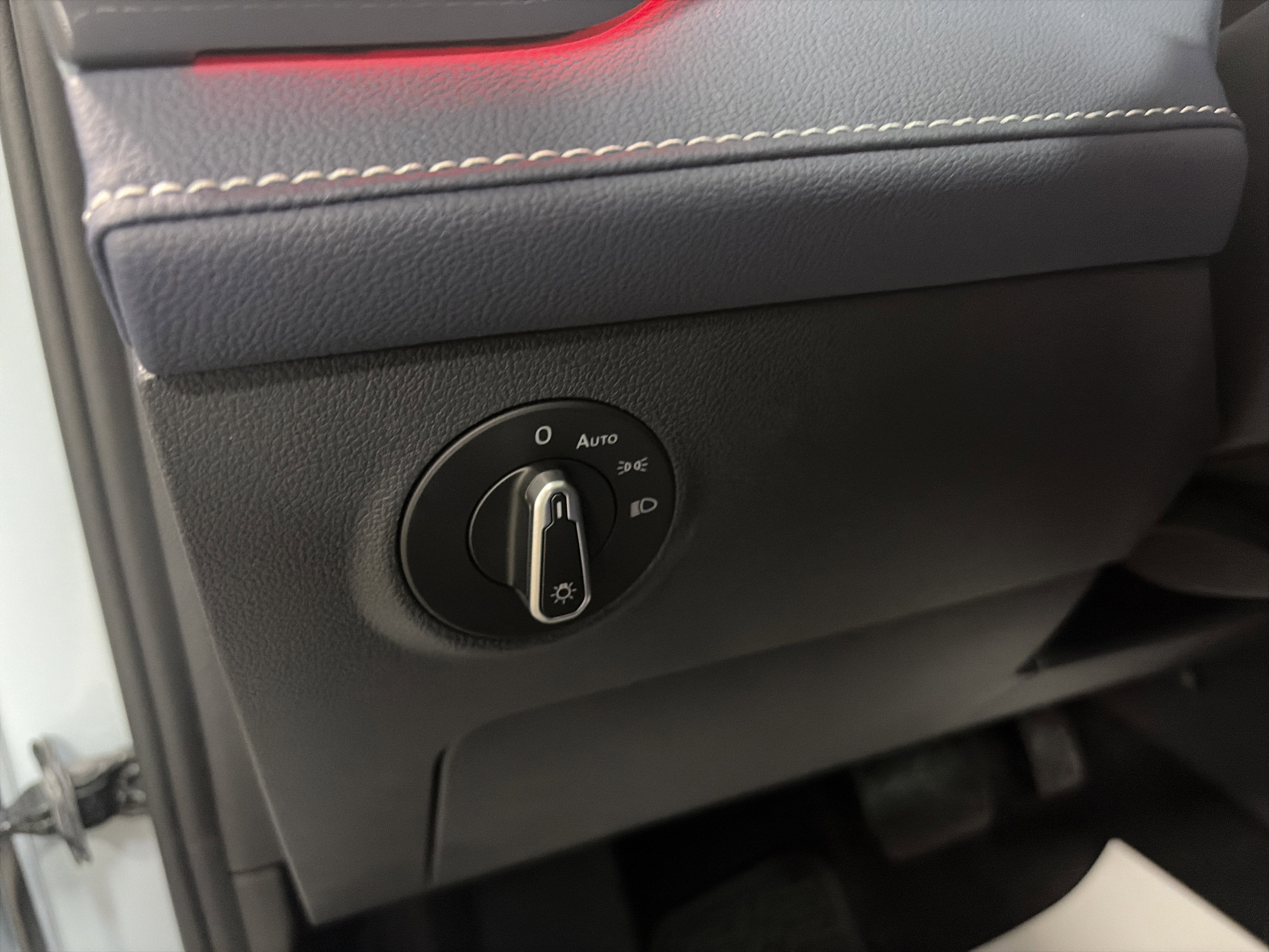 2026 Volkswagen Taos 1.5T SEL