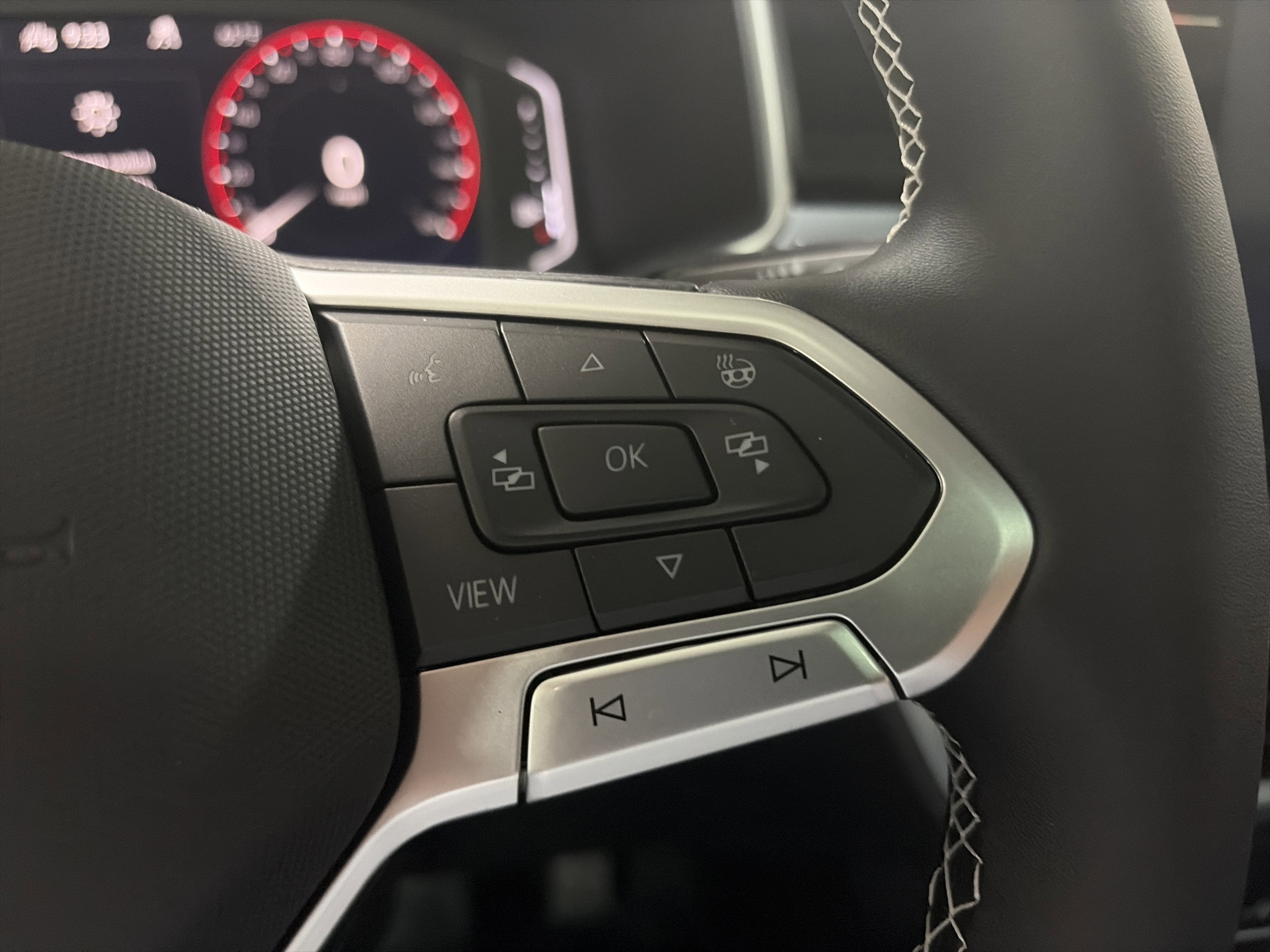 2026 Volkswagen Taos 1.5T SEL