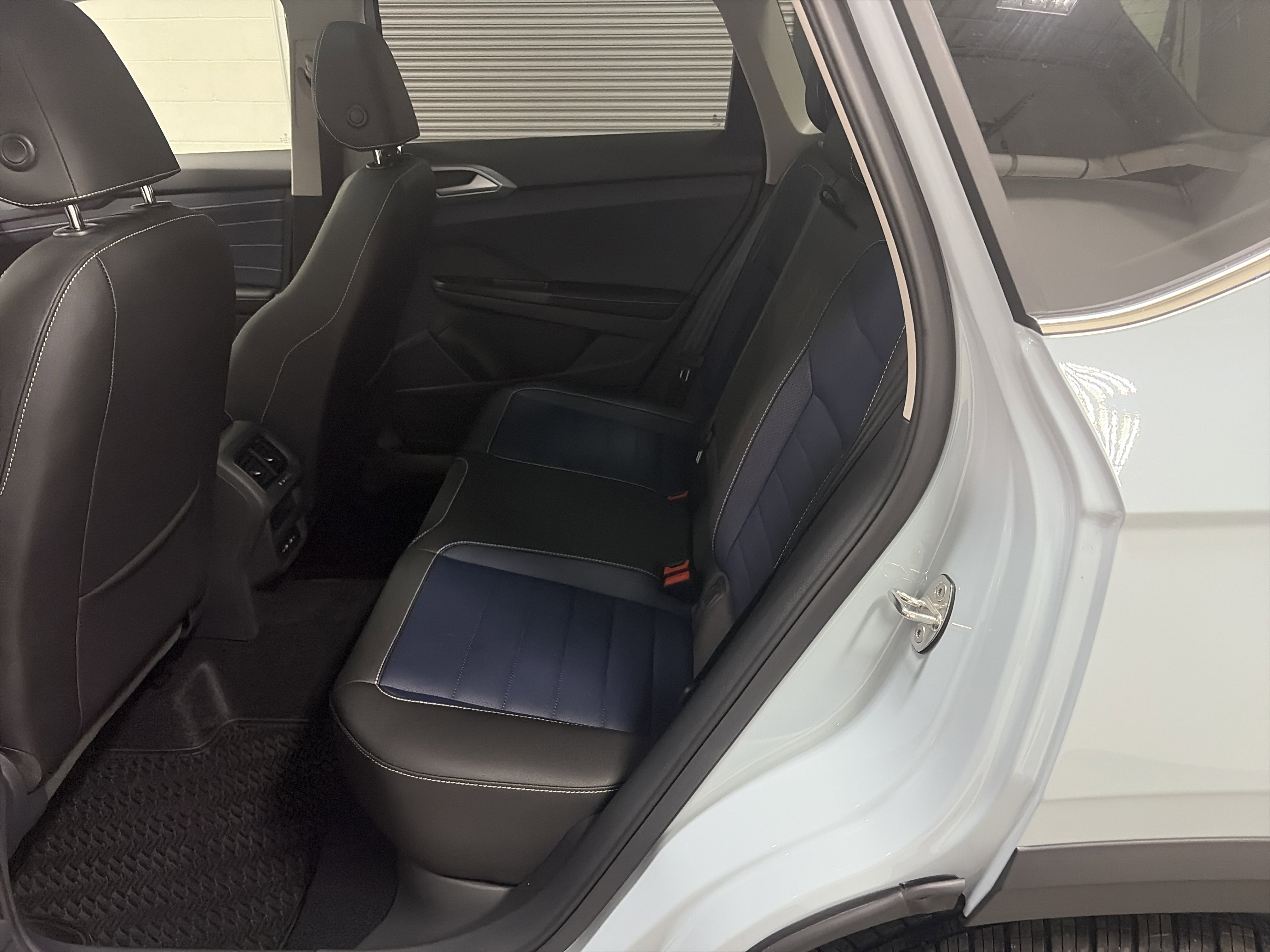 2026 Volkswagen Taos 1.5T SEL