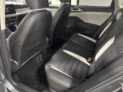 2027 Volkswagen Taos SEL