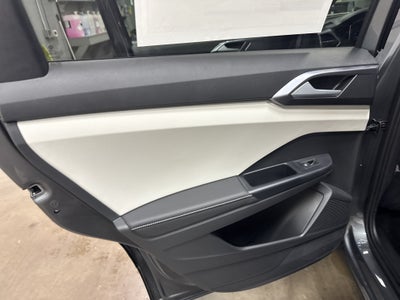 2027 Volkswagen Taos SEL