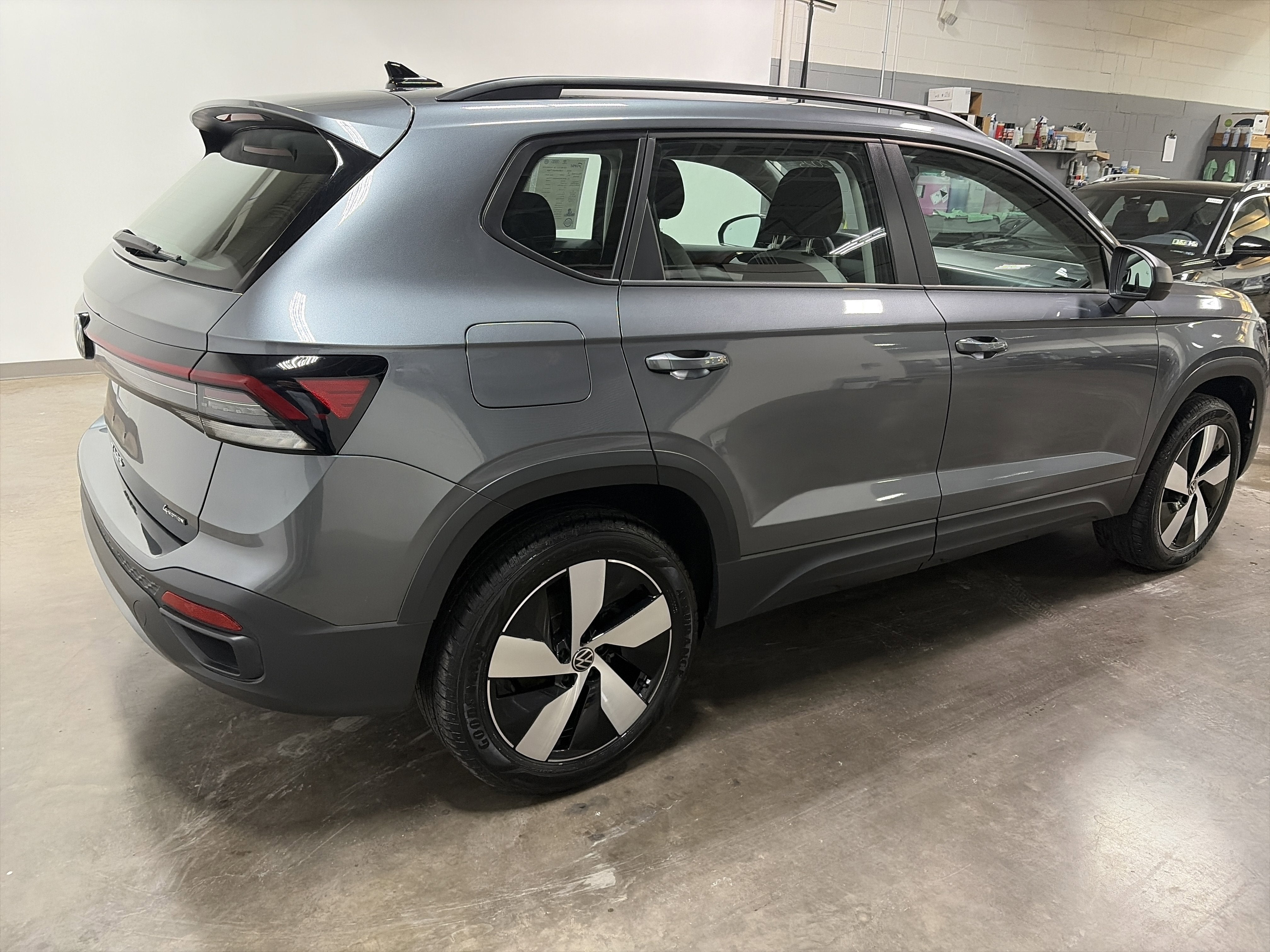 2025 Volkswagen Taos S