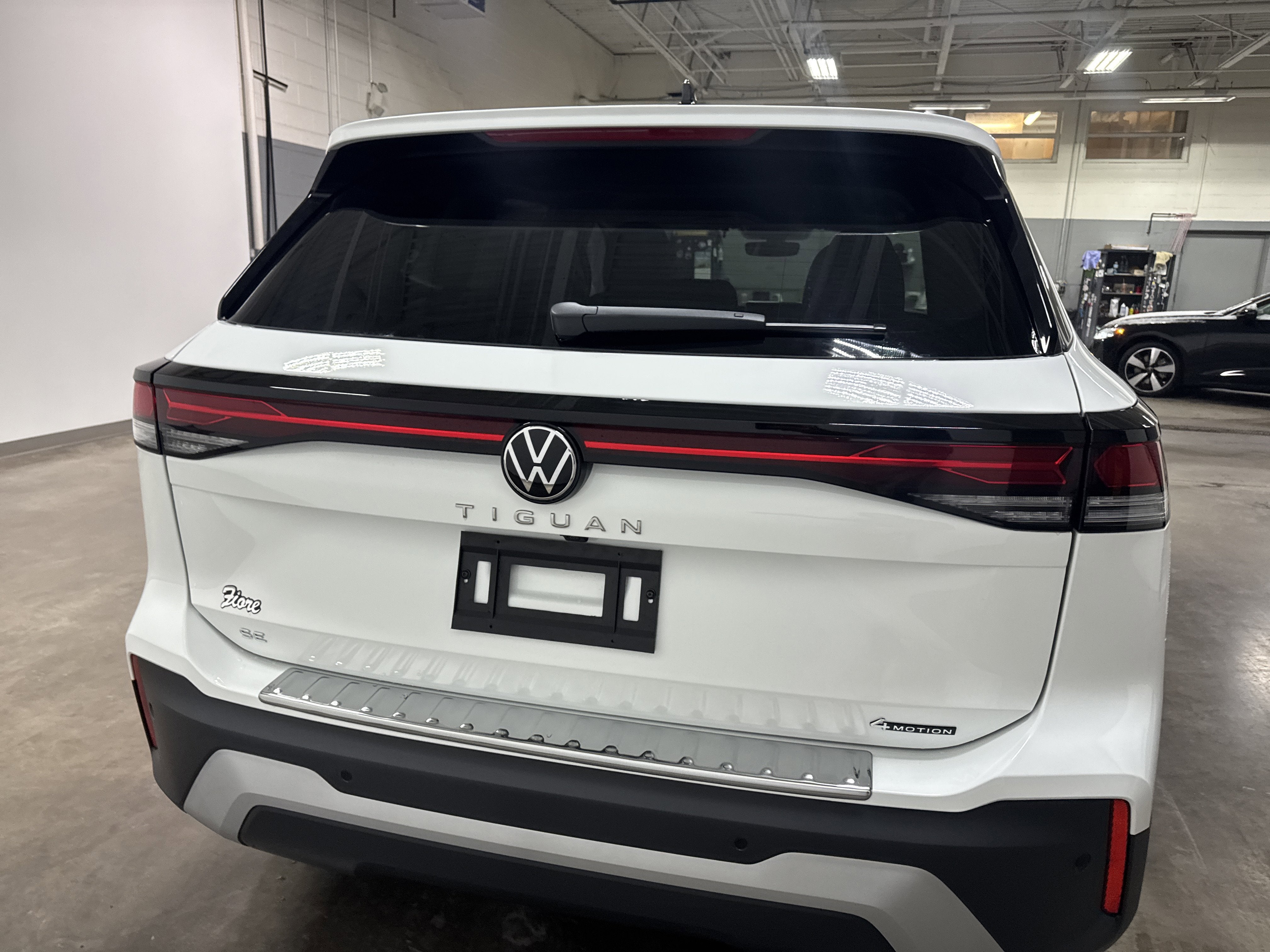 2026 Volkswagen Tiguan 2.0T SE